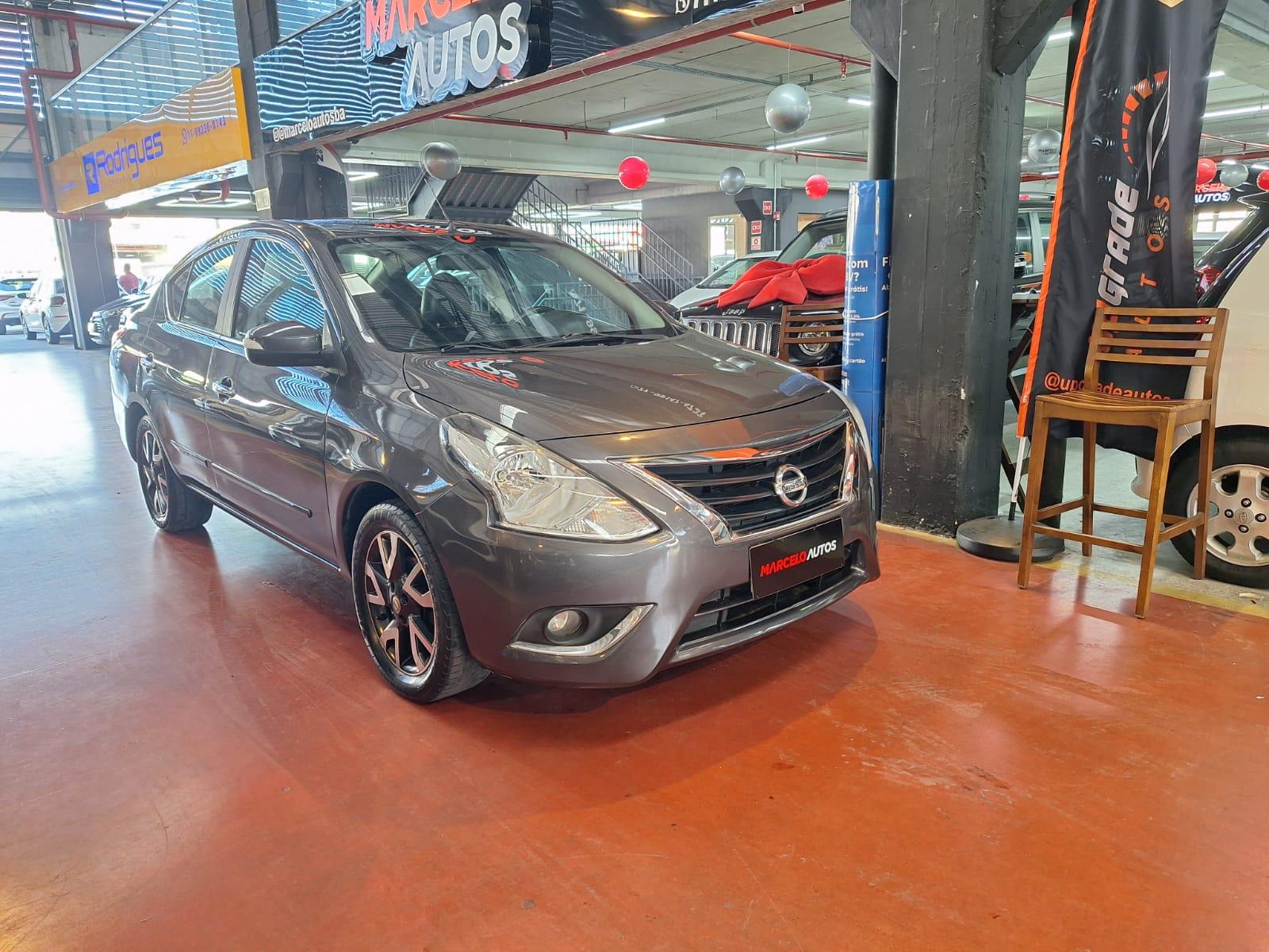 NISSAN VERSA