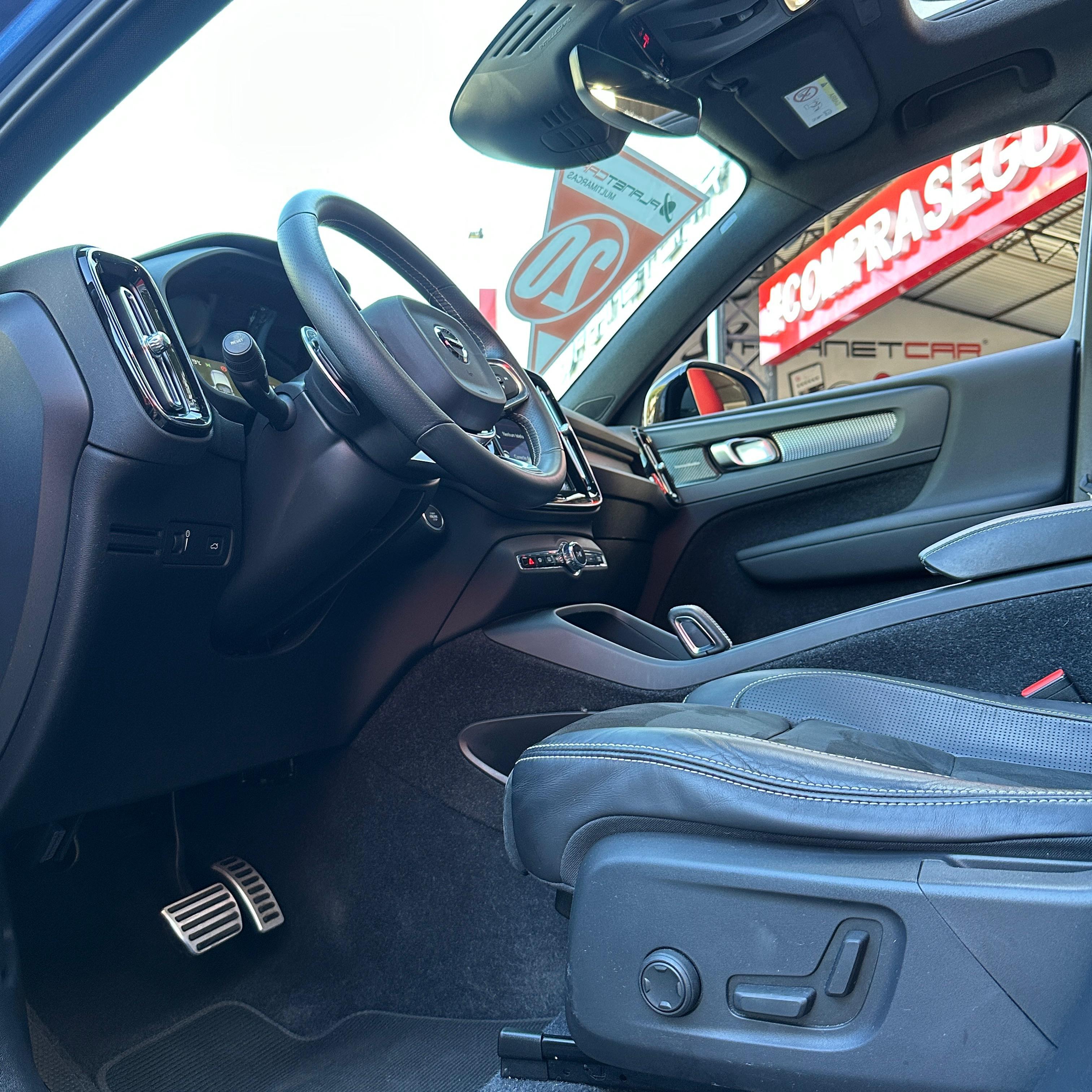 XC40