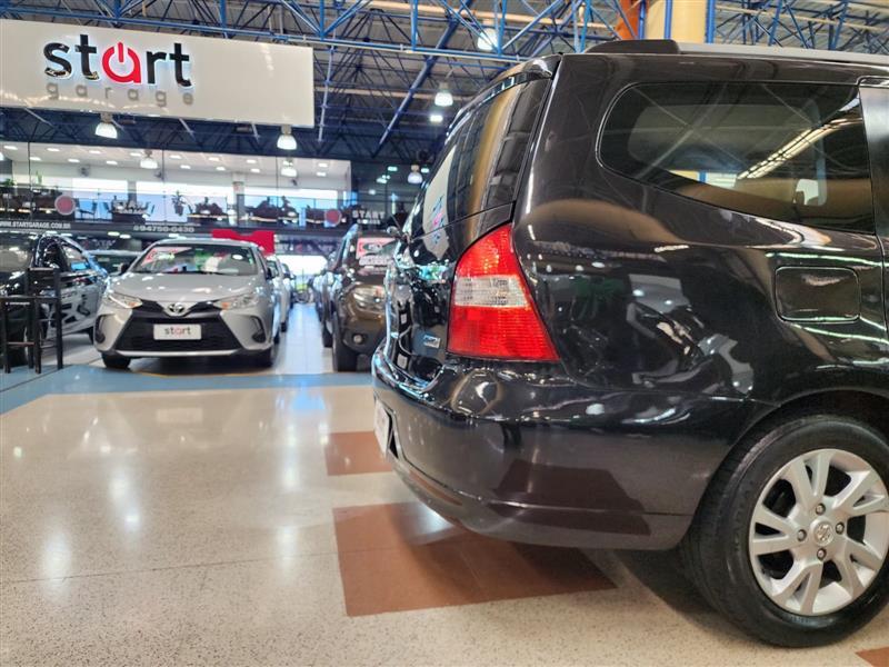 GRAND LIVINA