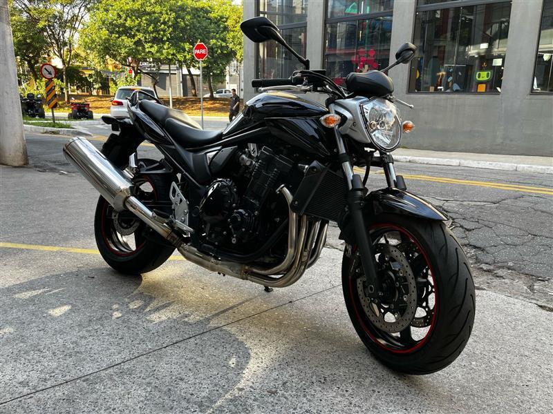 BANDIT 650N