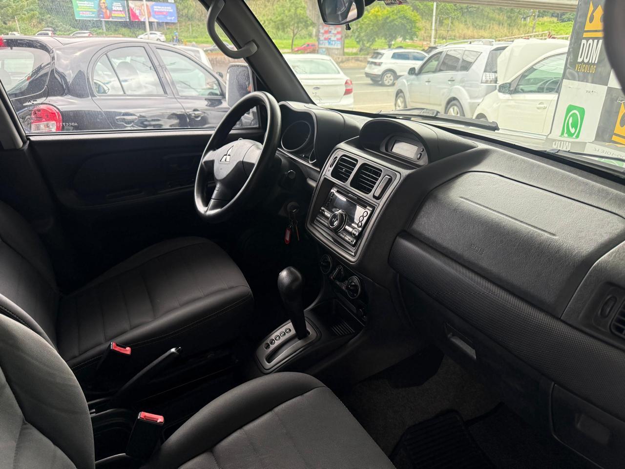 MITSUBISHI PAJERO TR4