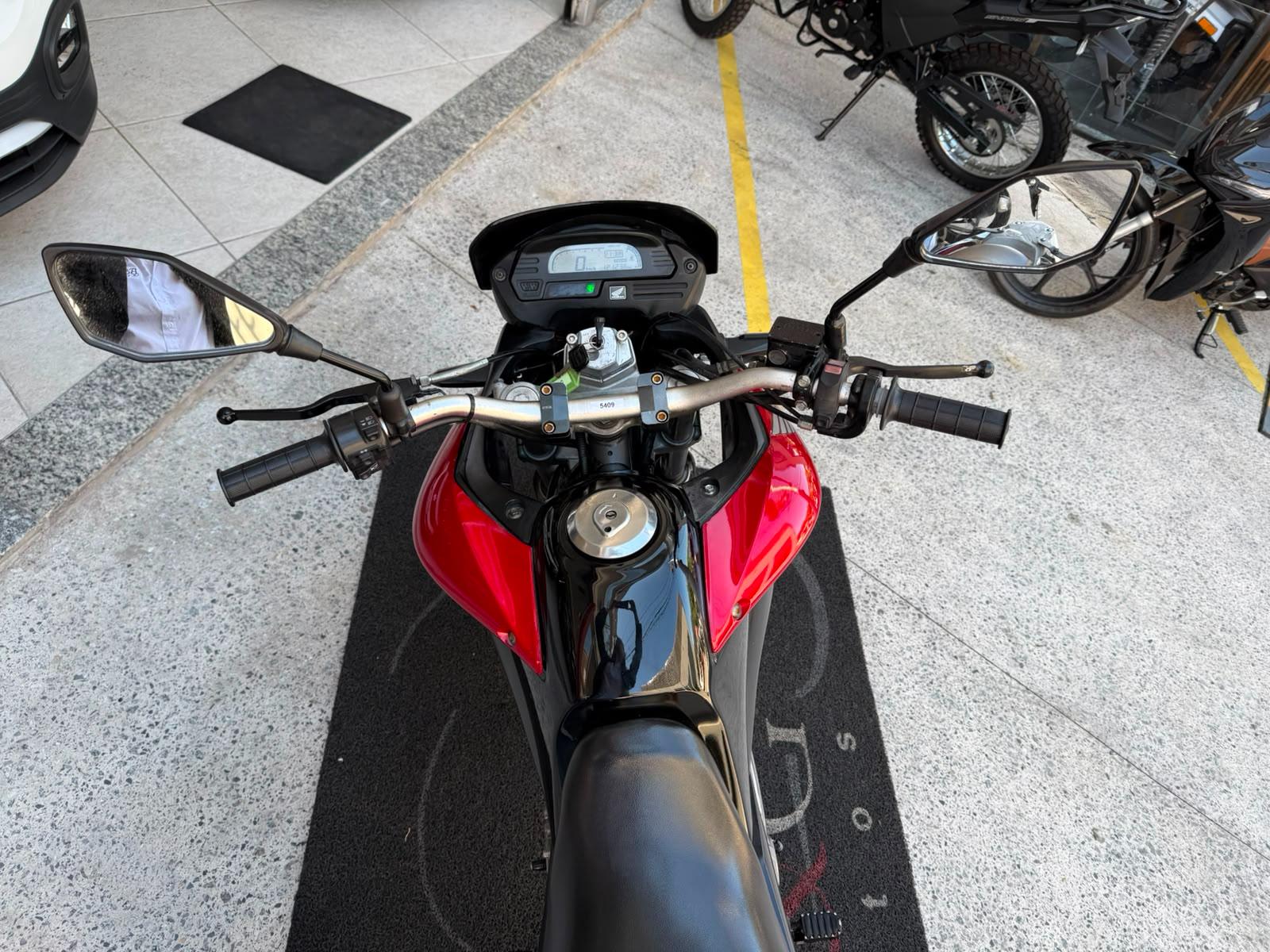 XRE 300 ABS