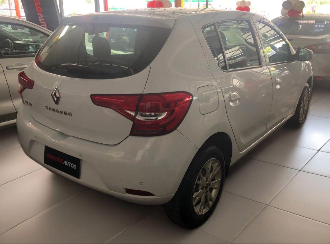 RENAULT SANDERO