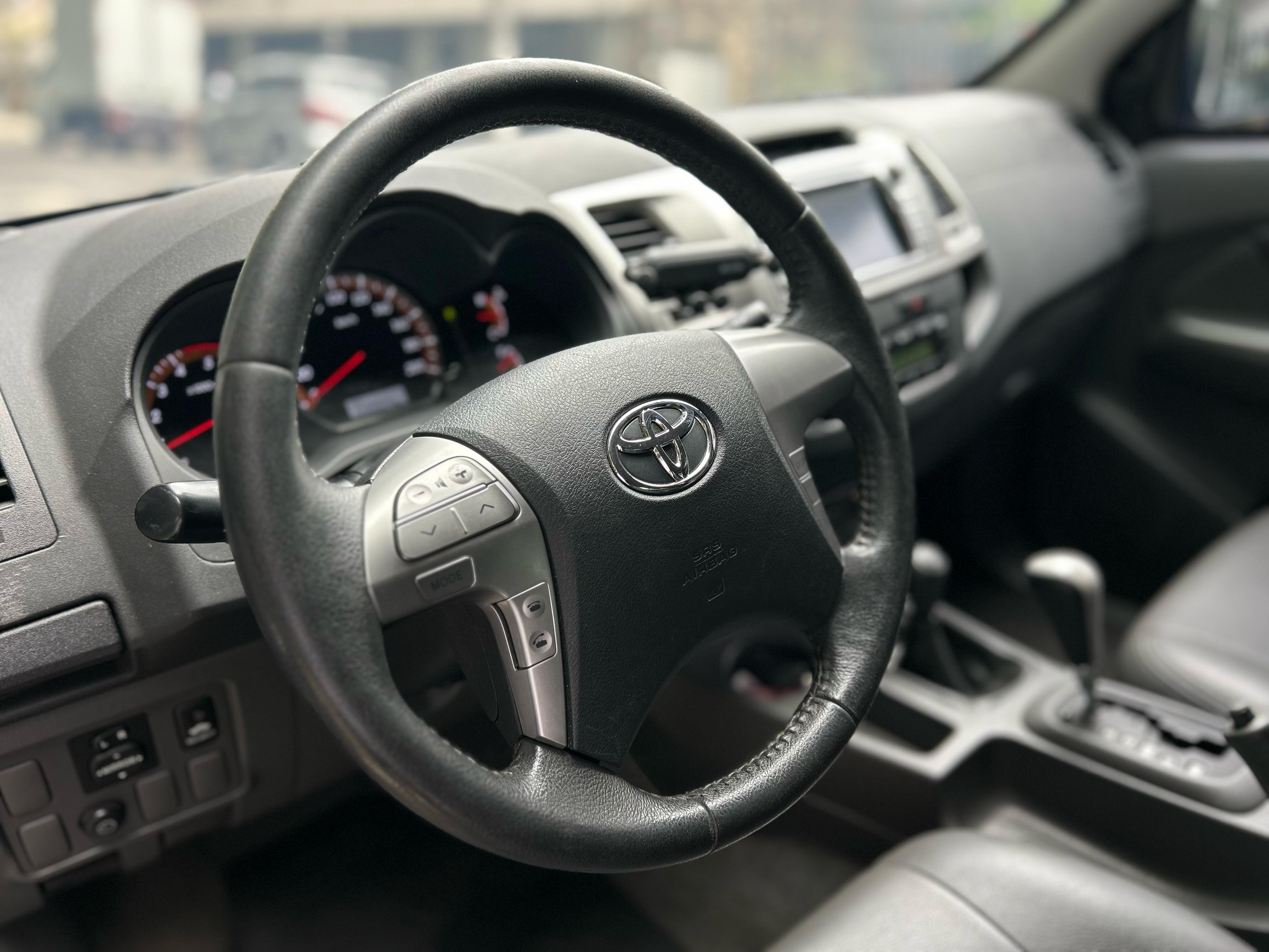 HILUX