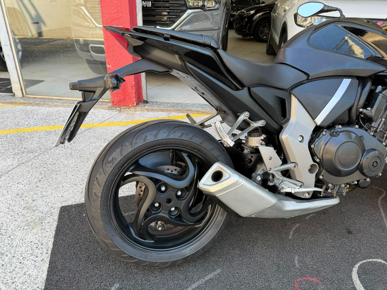 CB 1000R