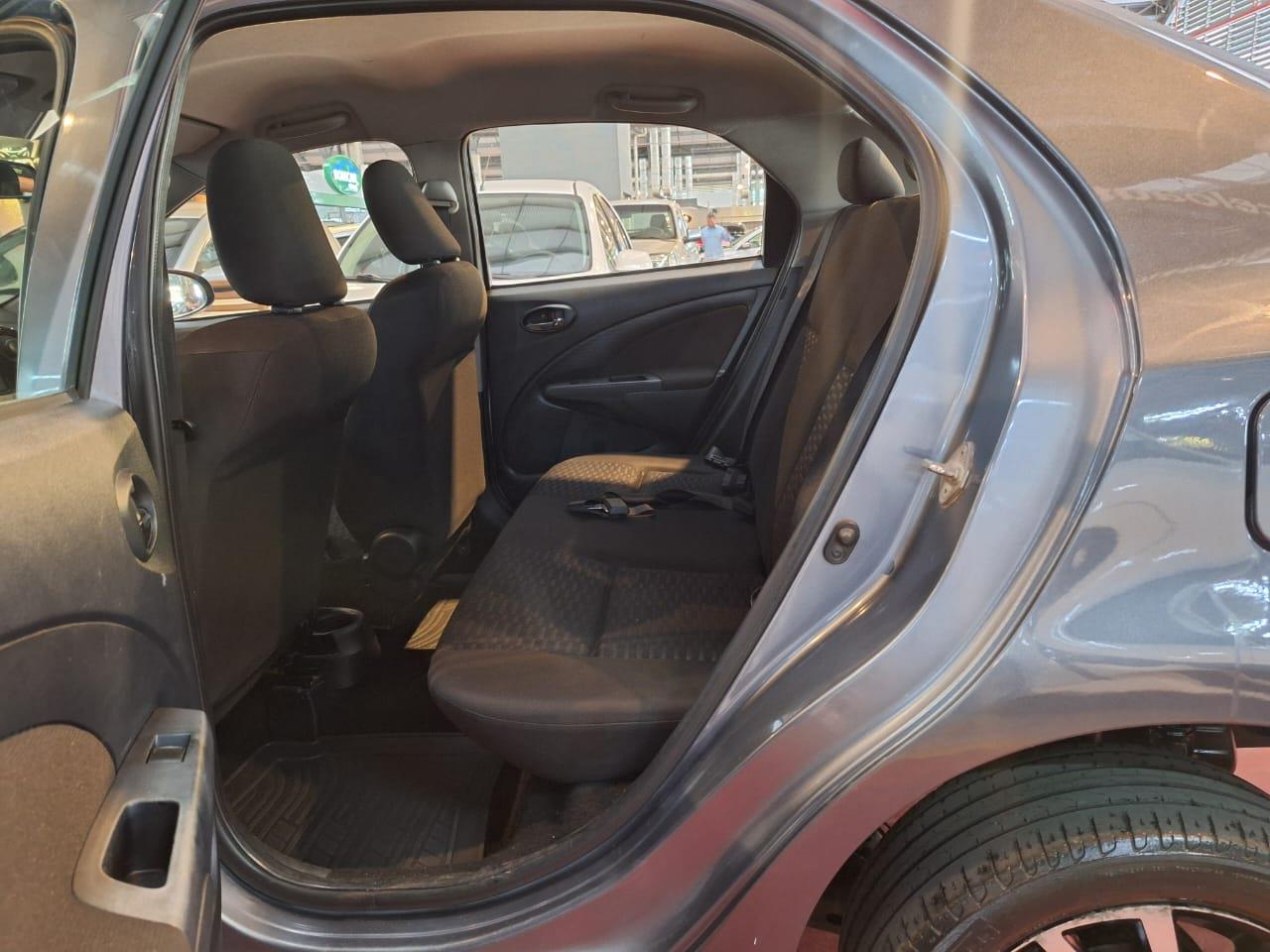 TOYOTA ETIOS