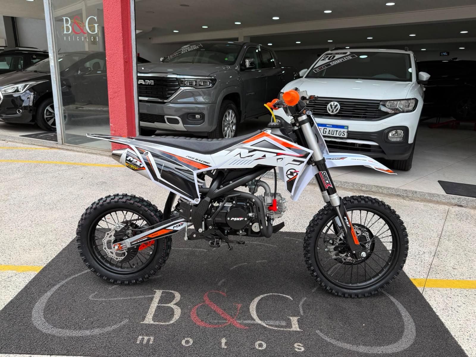PRO RANCING 125 RR COM PARTIDA