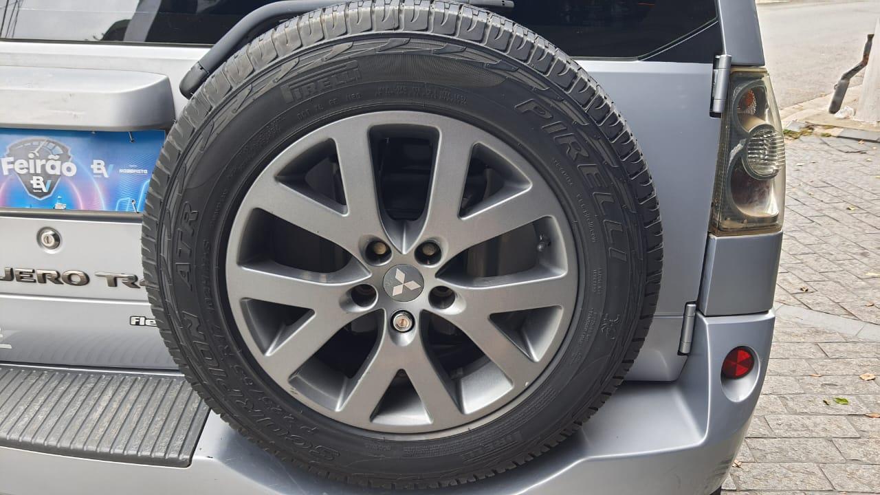 PAJERO TR4