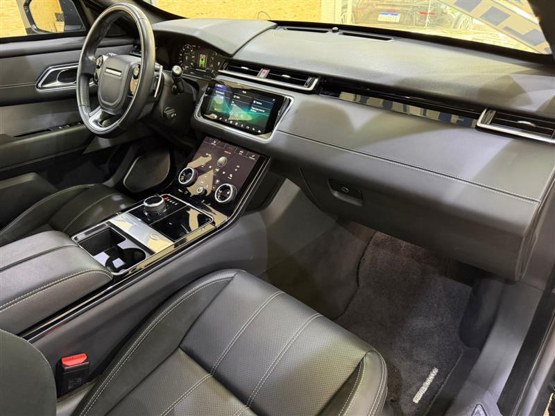 RANGE ROVER VELAR
