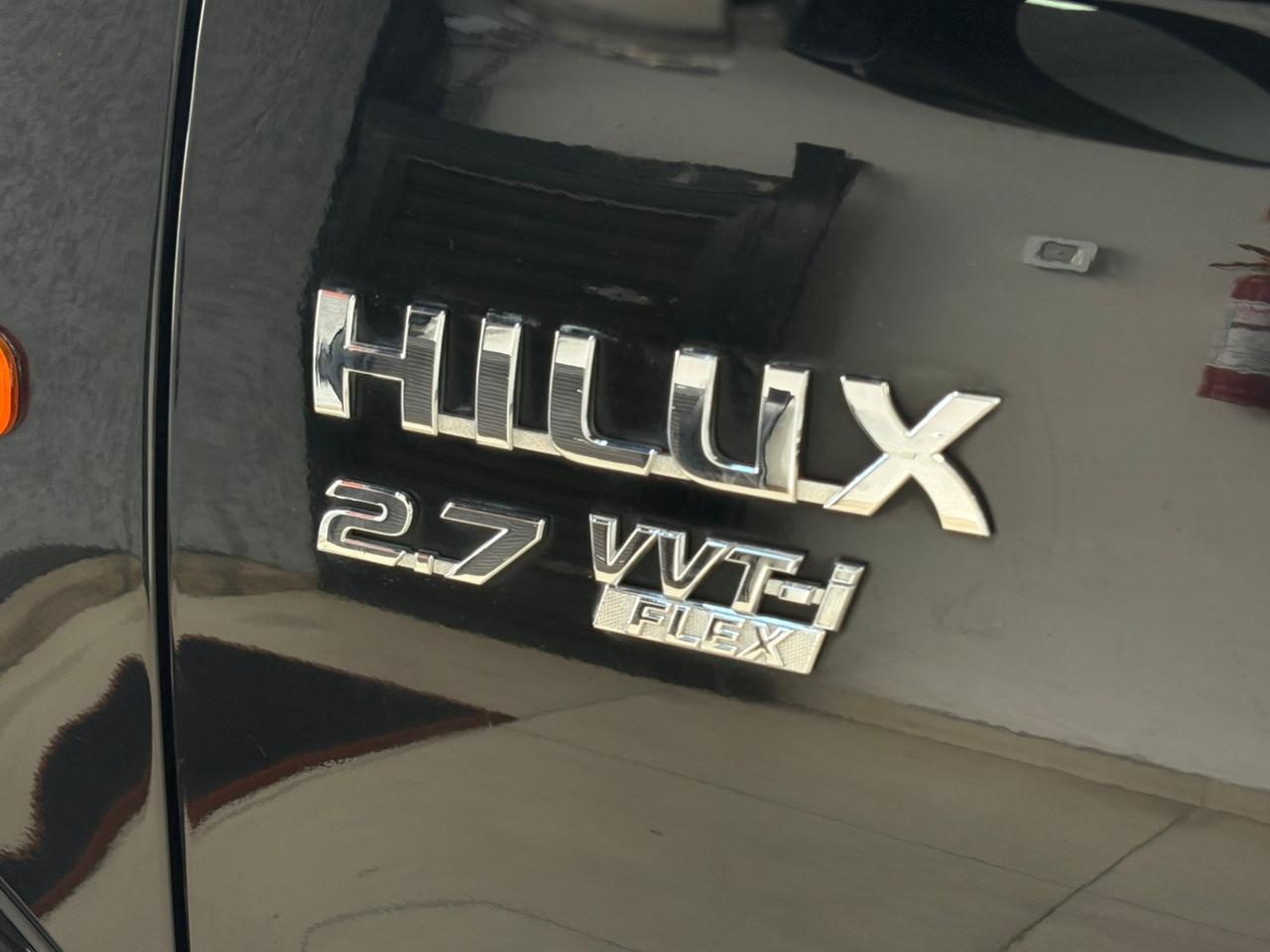 HILUX