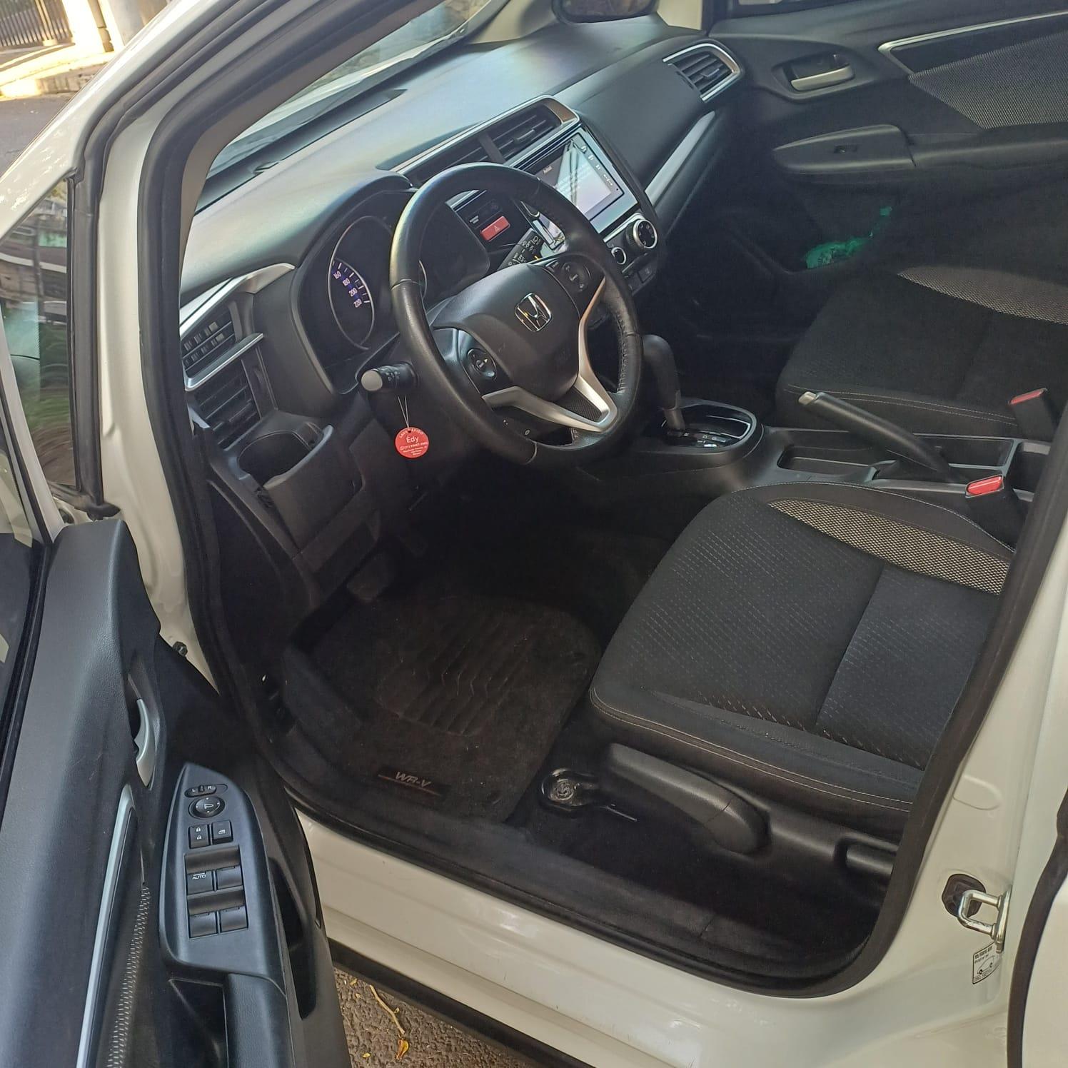 WR-V