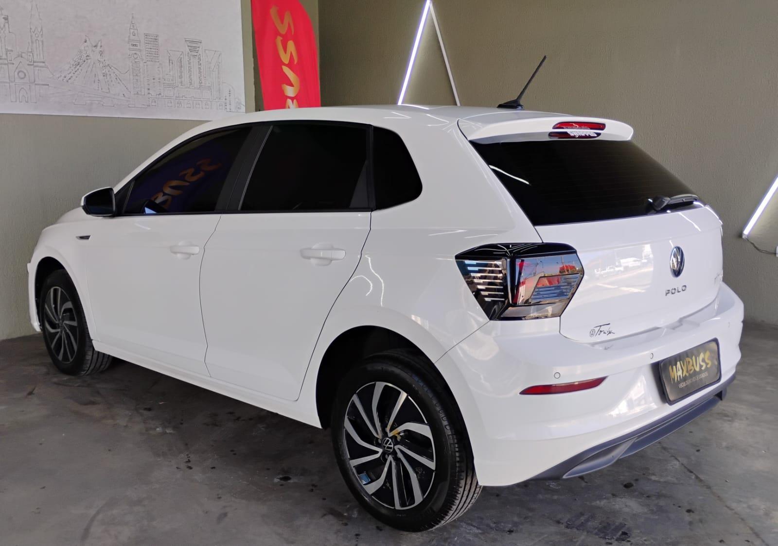 POLO