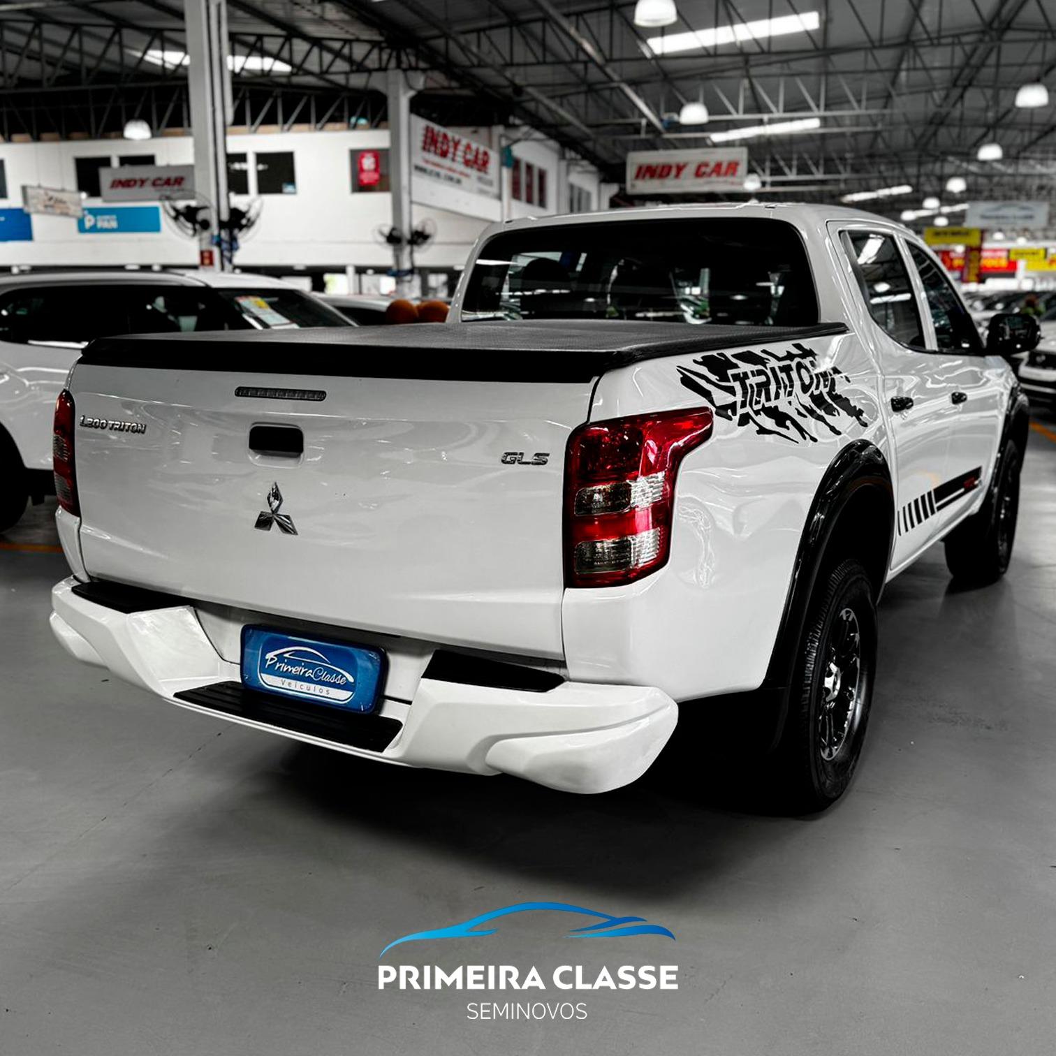 MITSUBISHI L200 TRITON