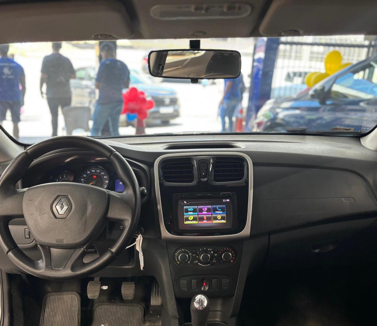 RENAULT SANDERO