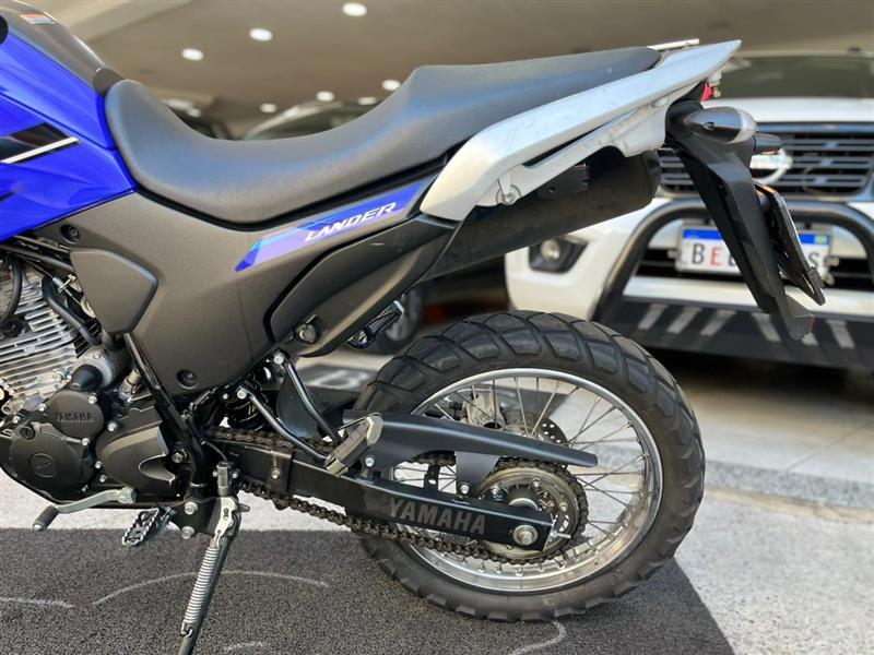 XTZ 250 LANDER