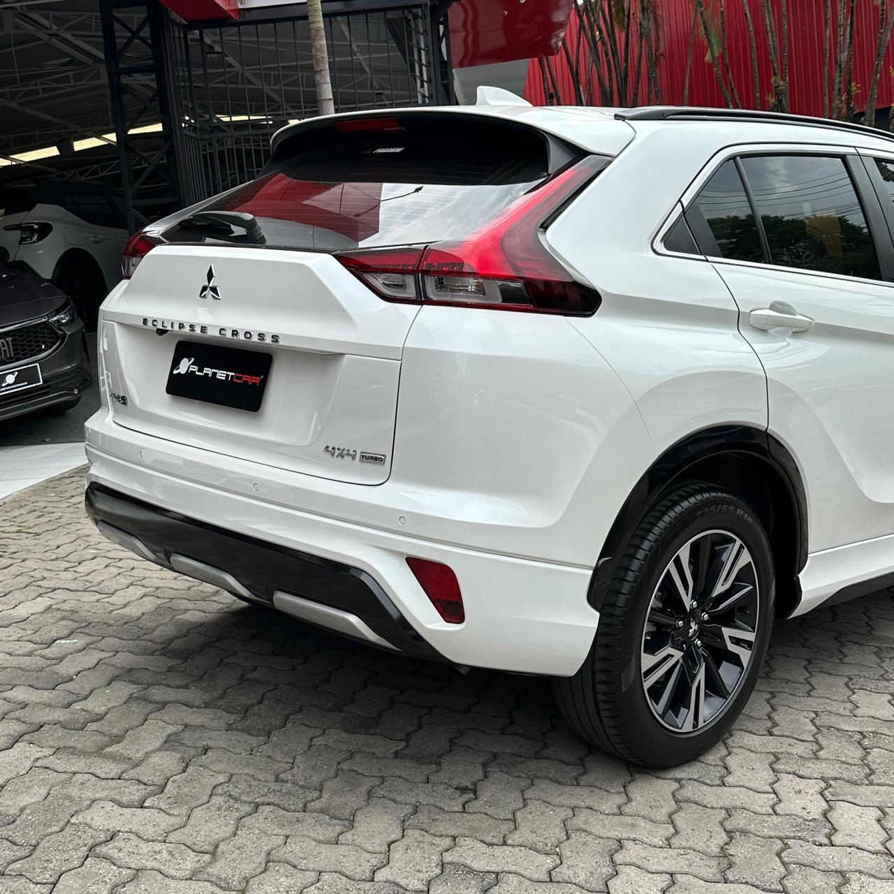 ECLIPSE CROSS
