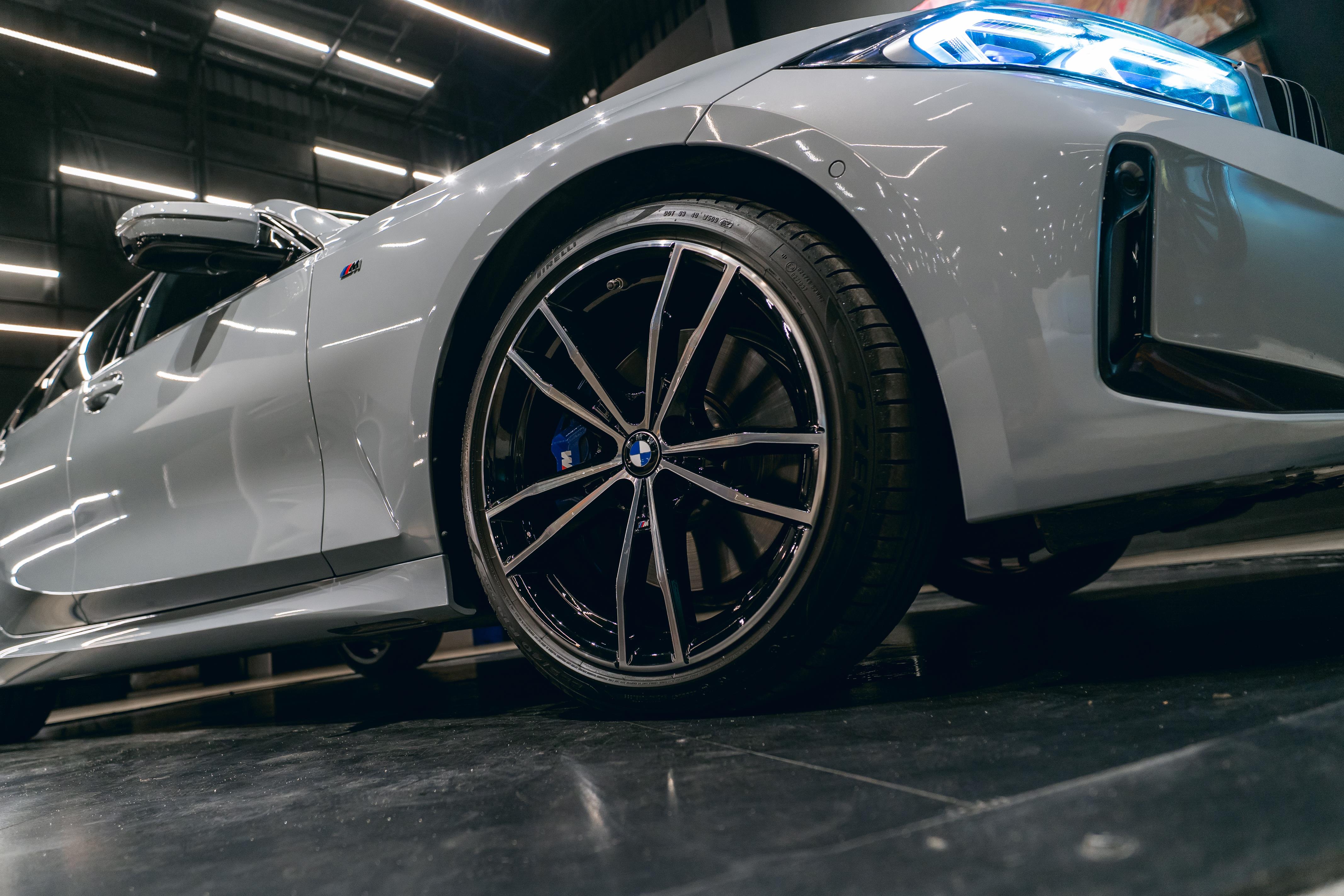 BMW 320i