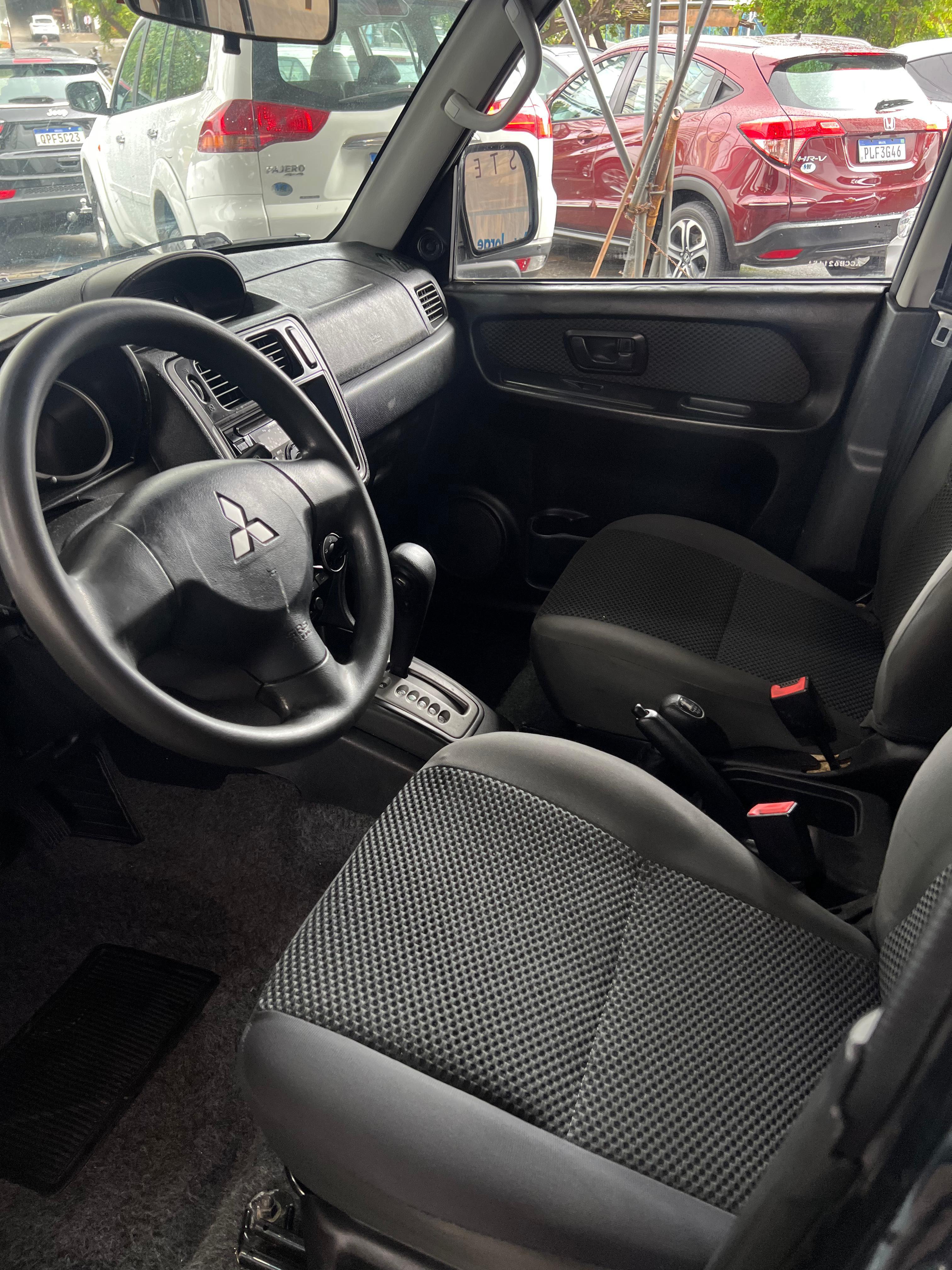 MITSUBISHI PAJERO TR4