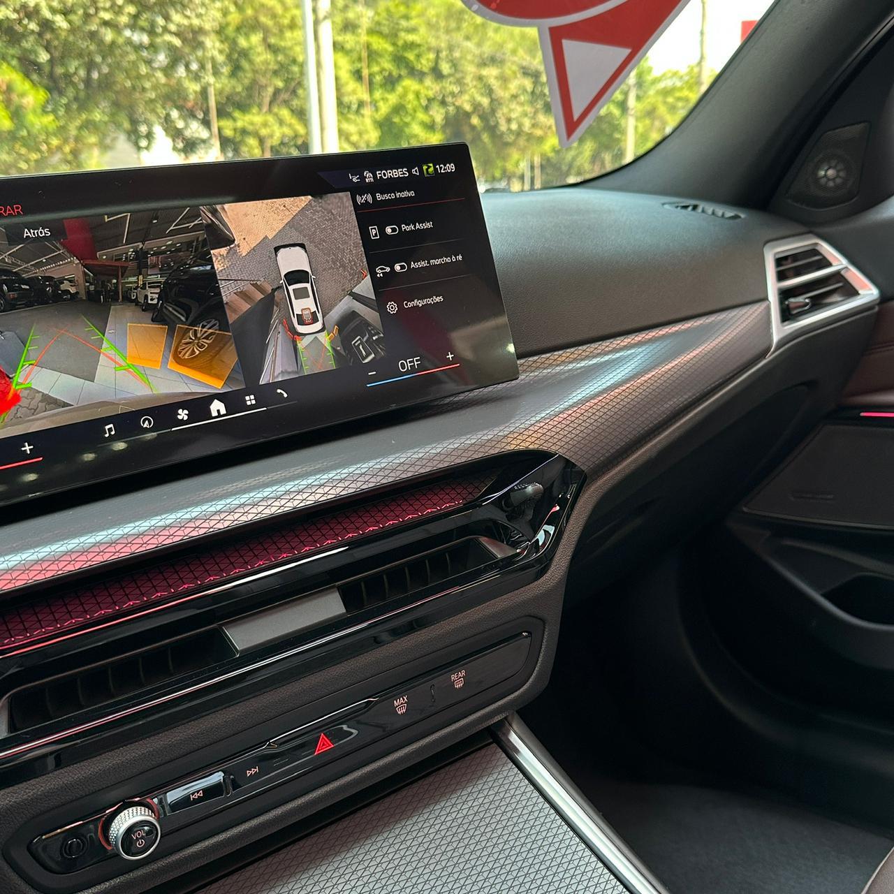 320I