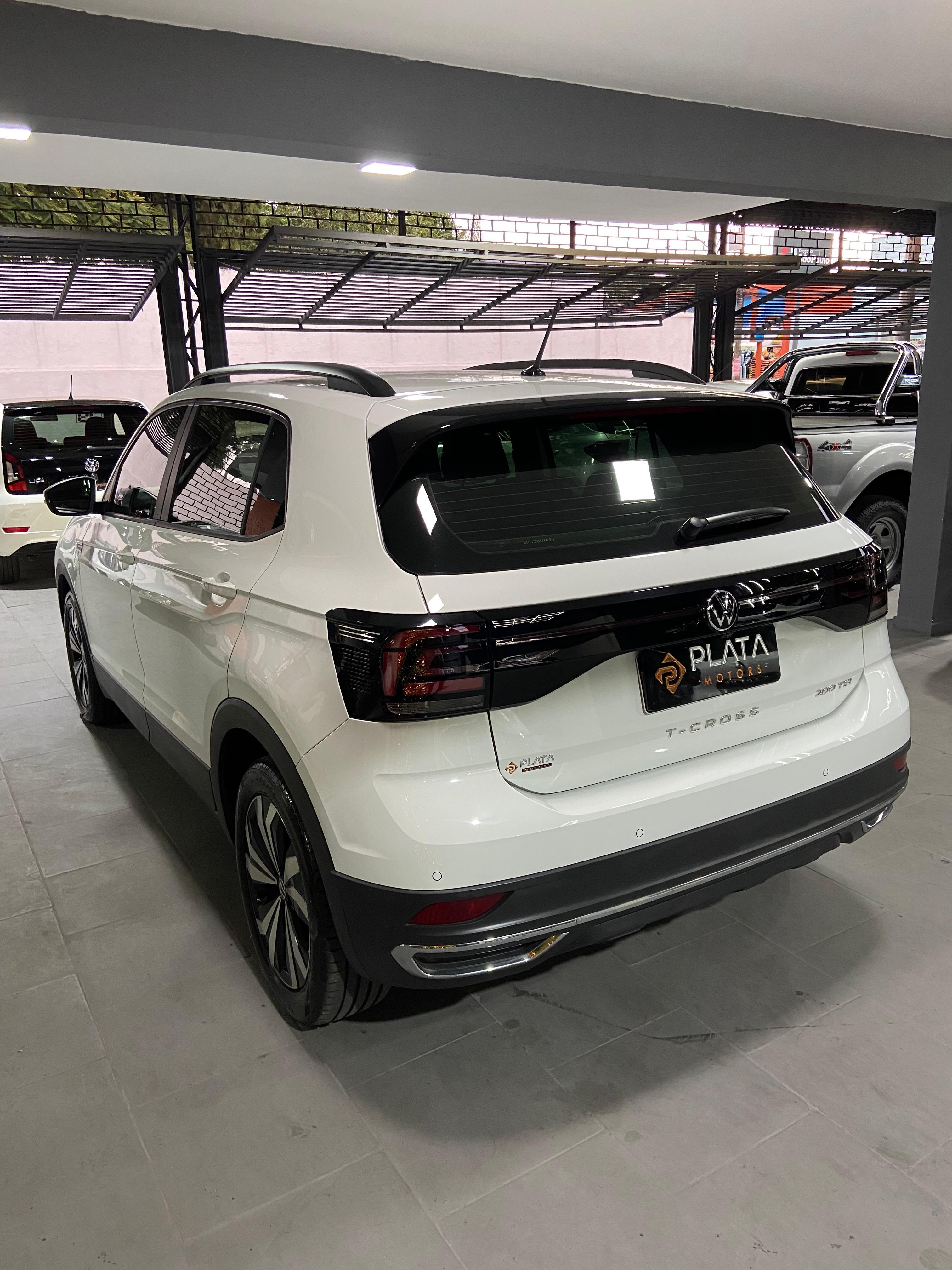 T-CROSS