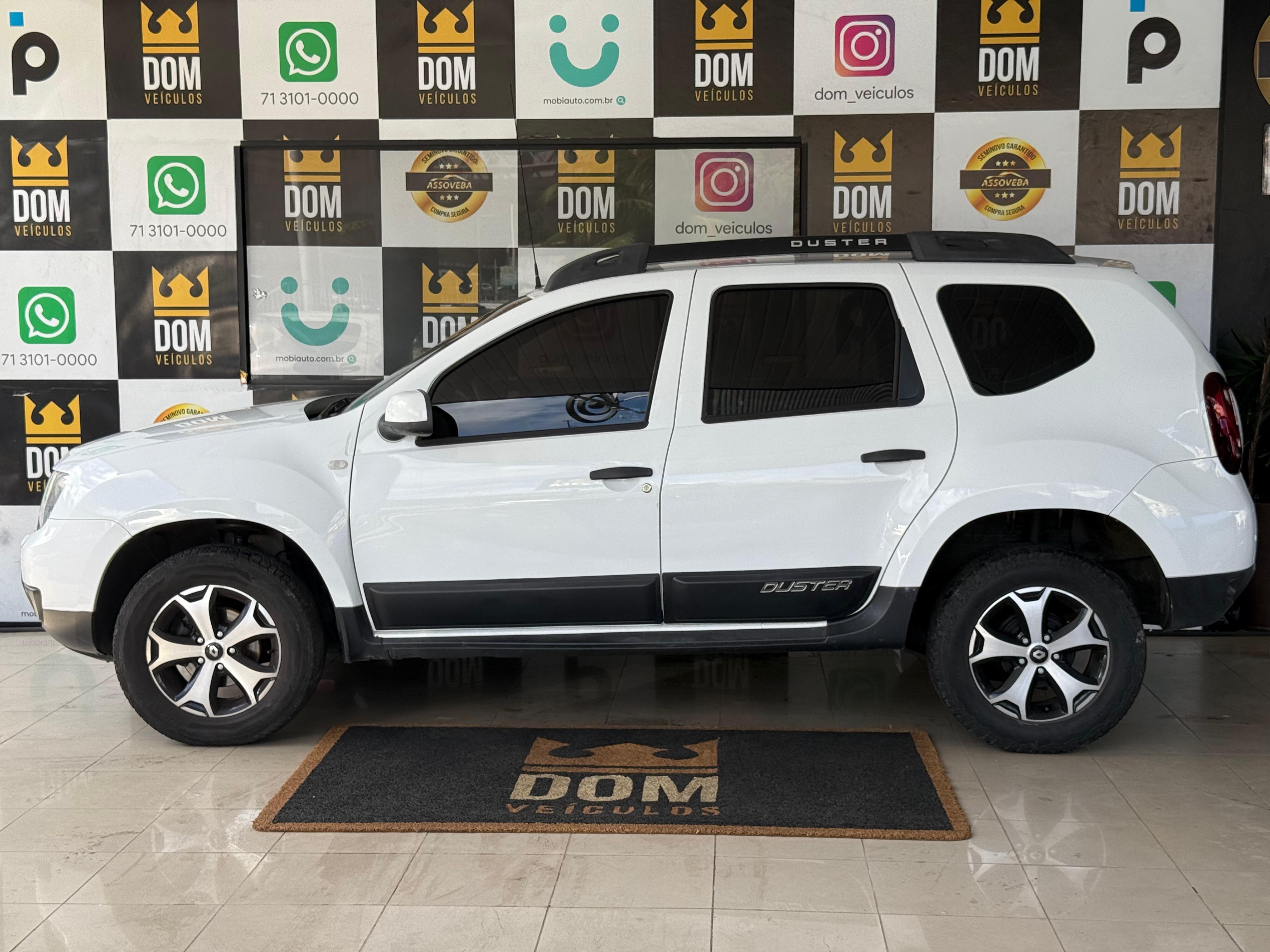 RENAULT DUSTER