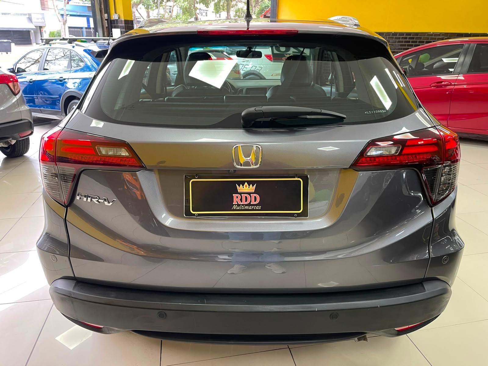 HR-V
