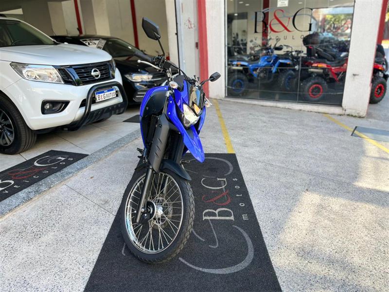XTZ 250 LANDER