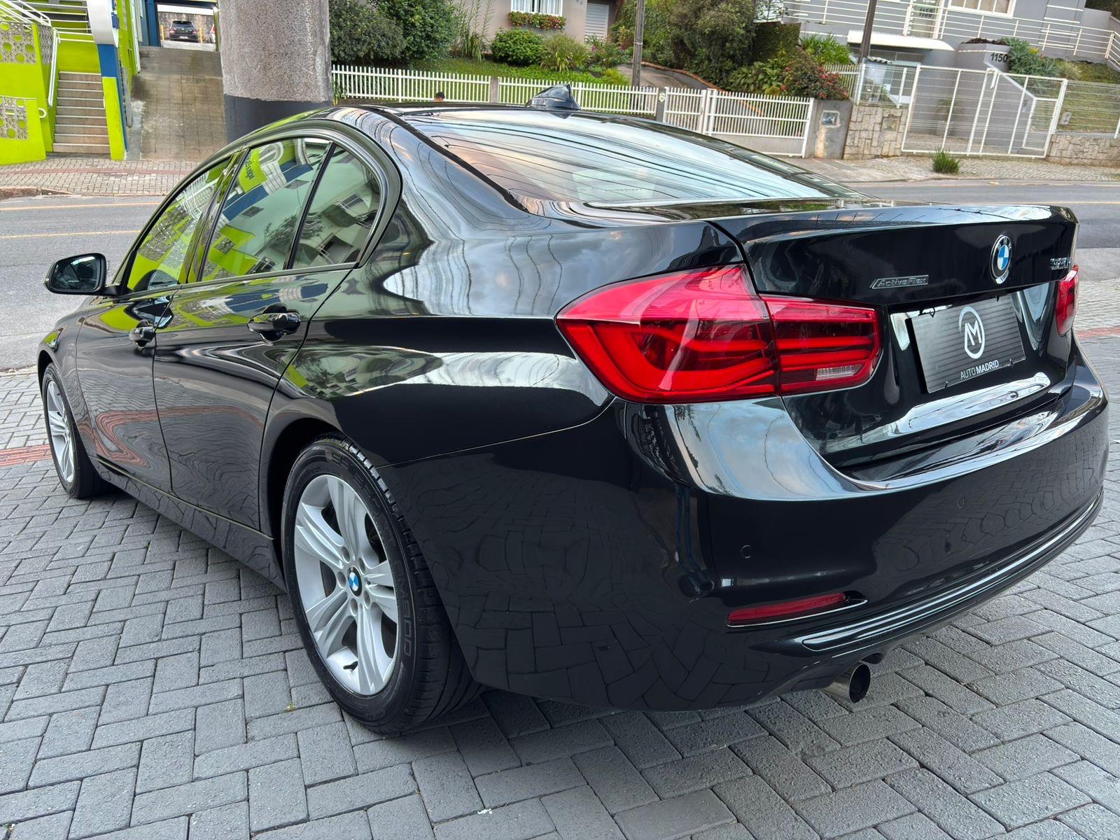 320I