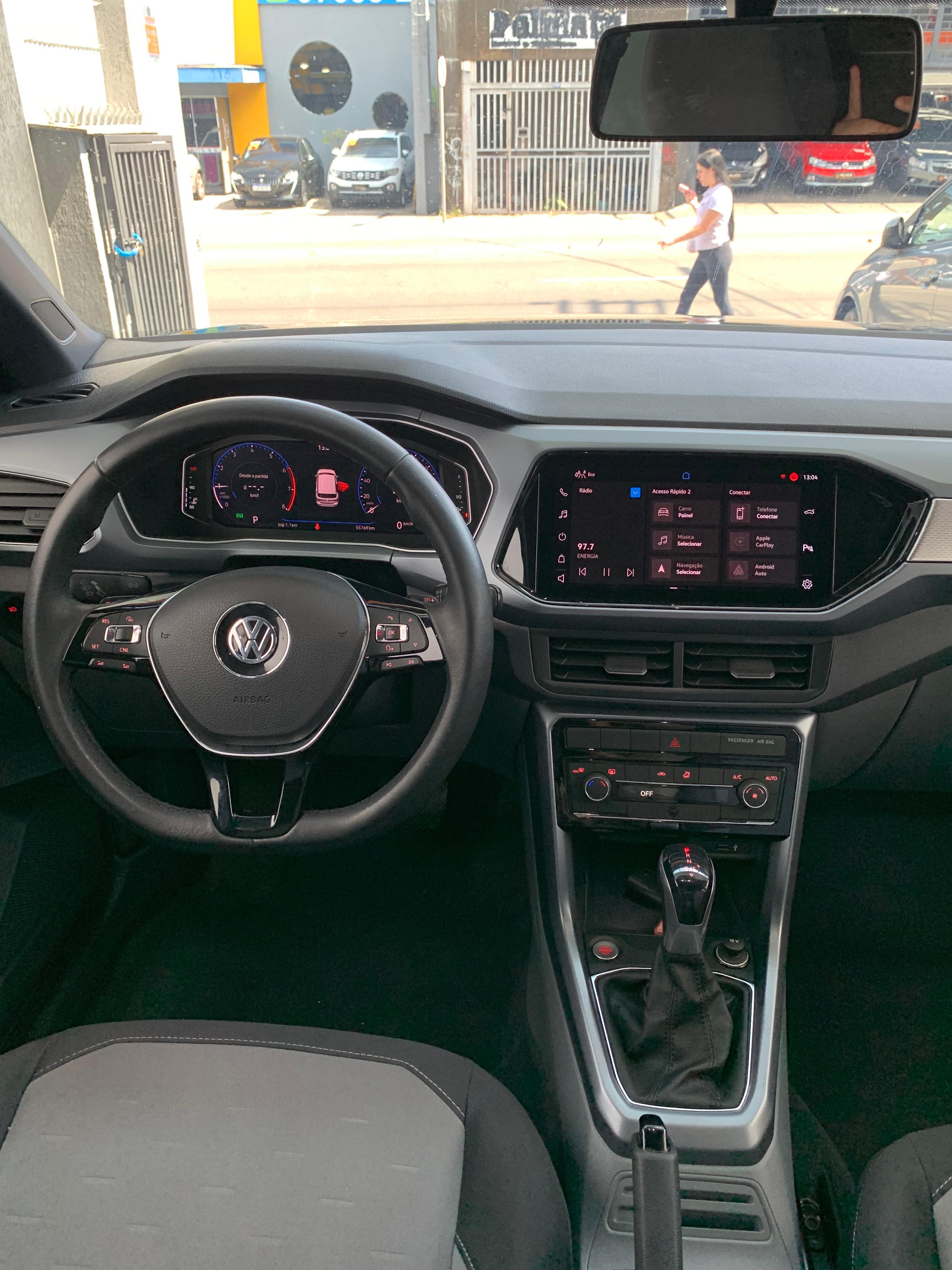 T-CROSS