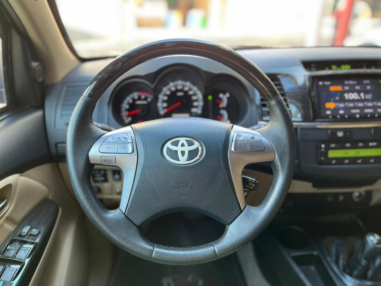 HILUX SW4
