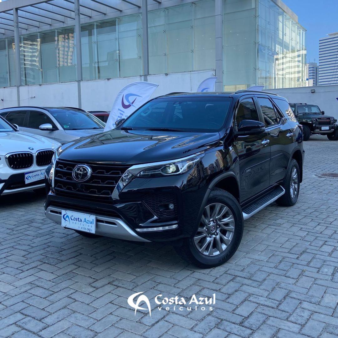 TOYOTA HILUX SW4