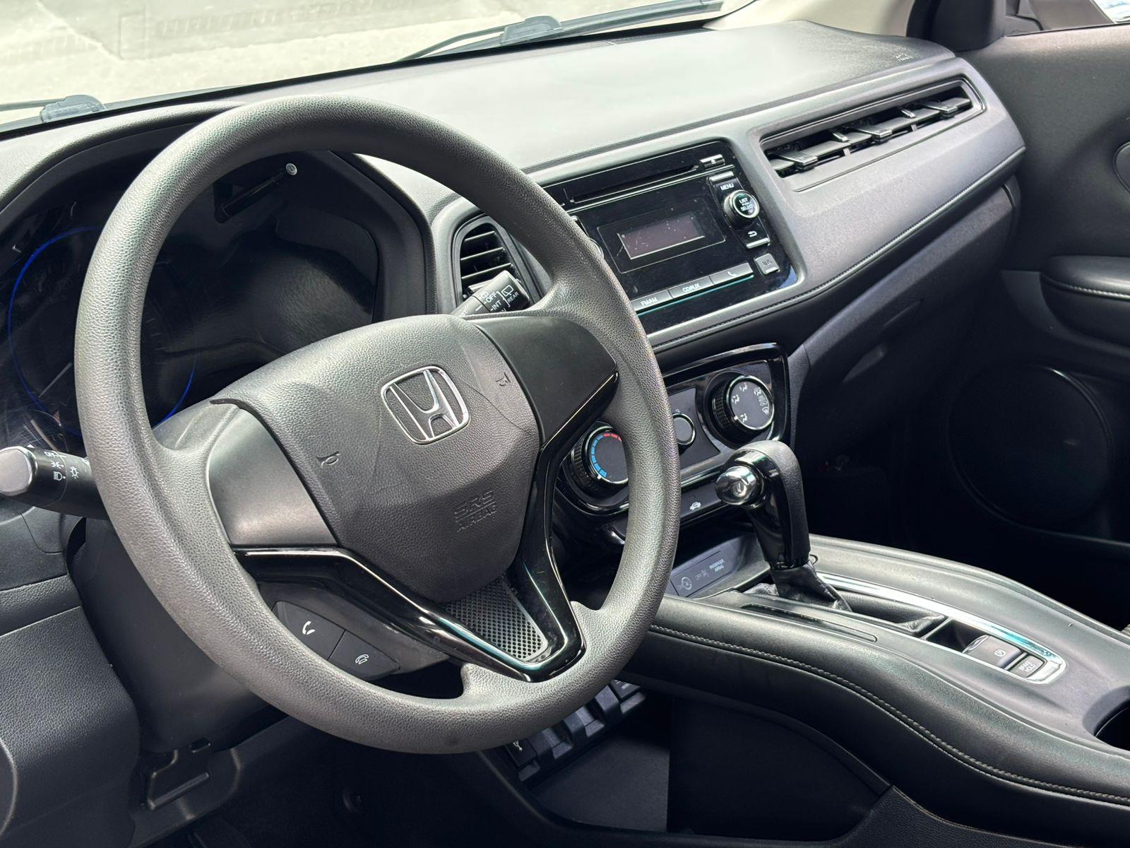HR-V