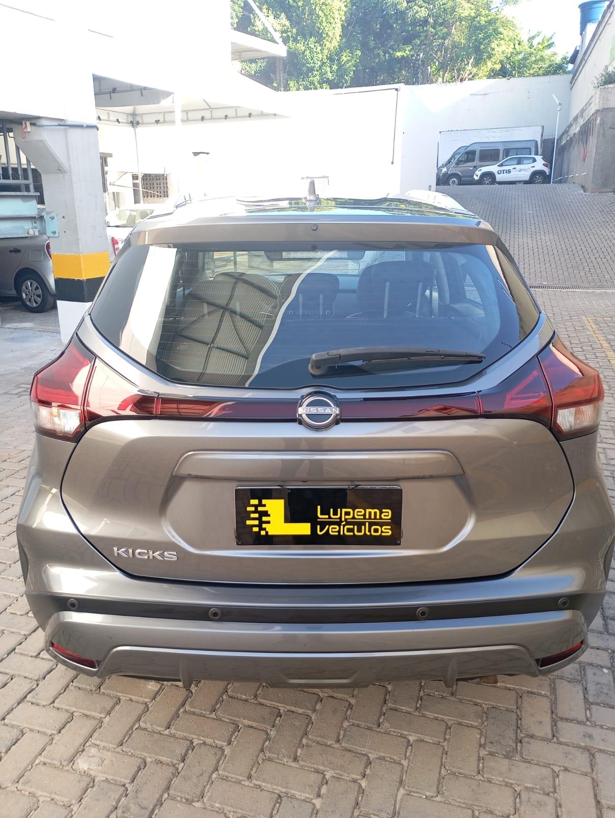 NISSAN KICKS