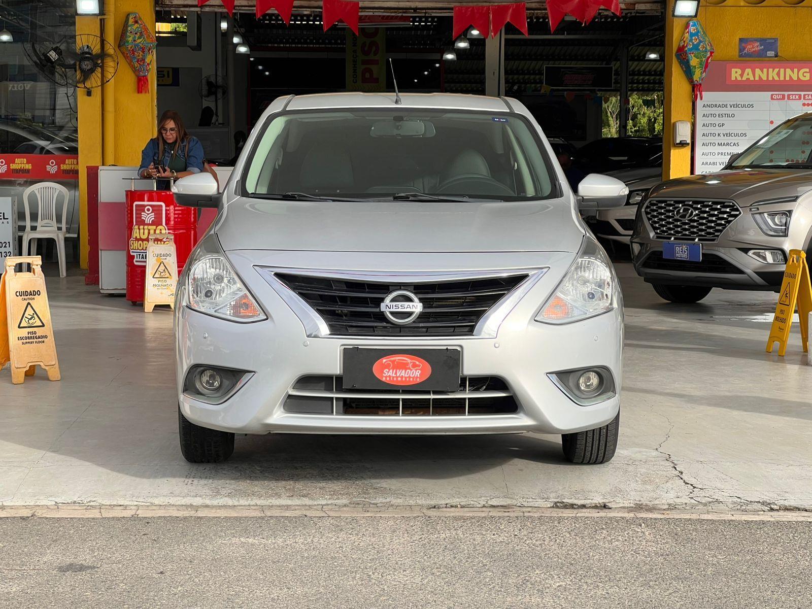NISSAN VERSA