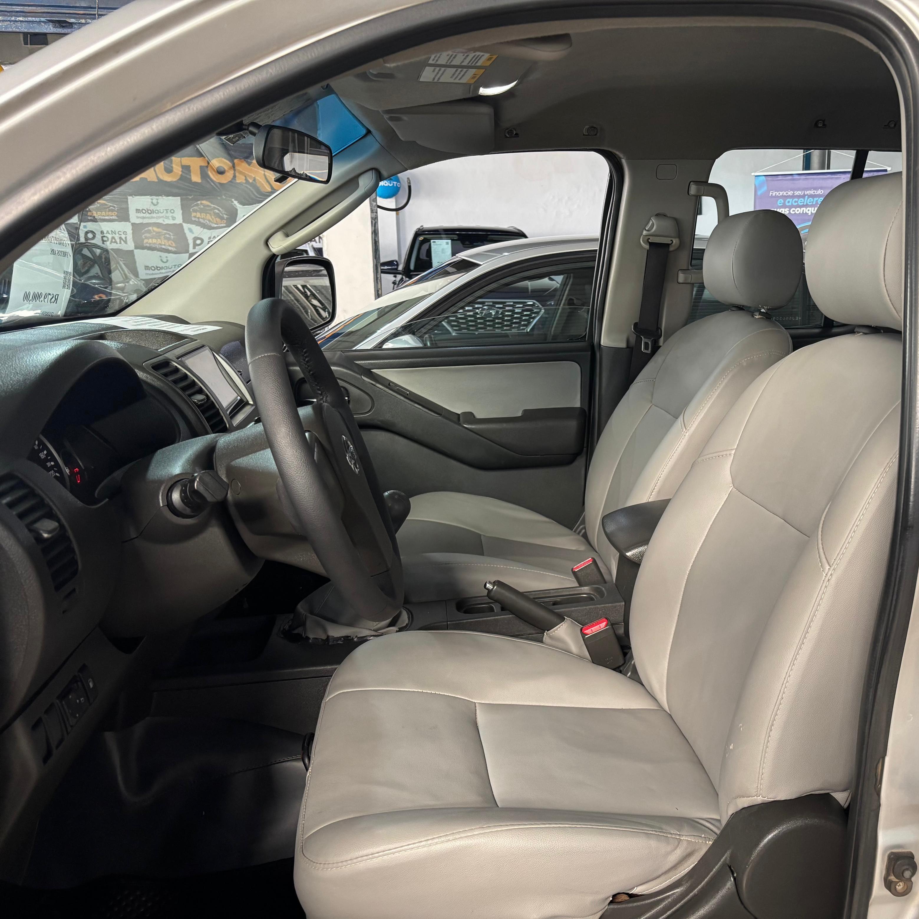 NISSAN FRONTIER