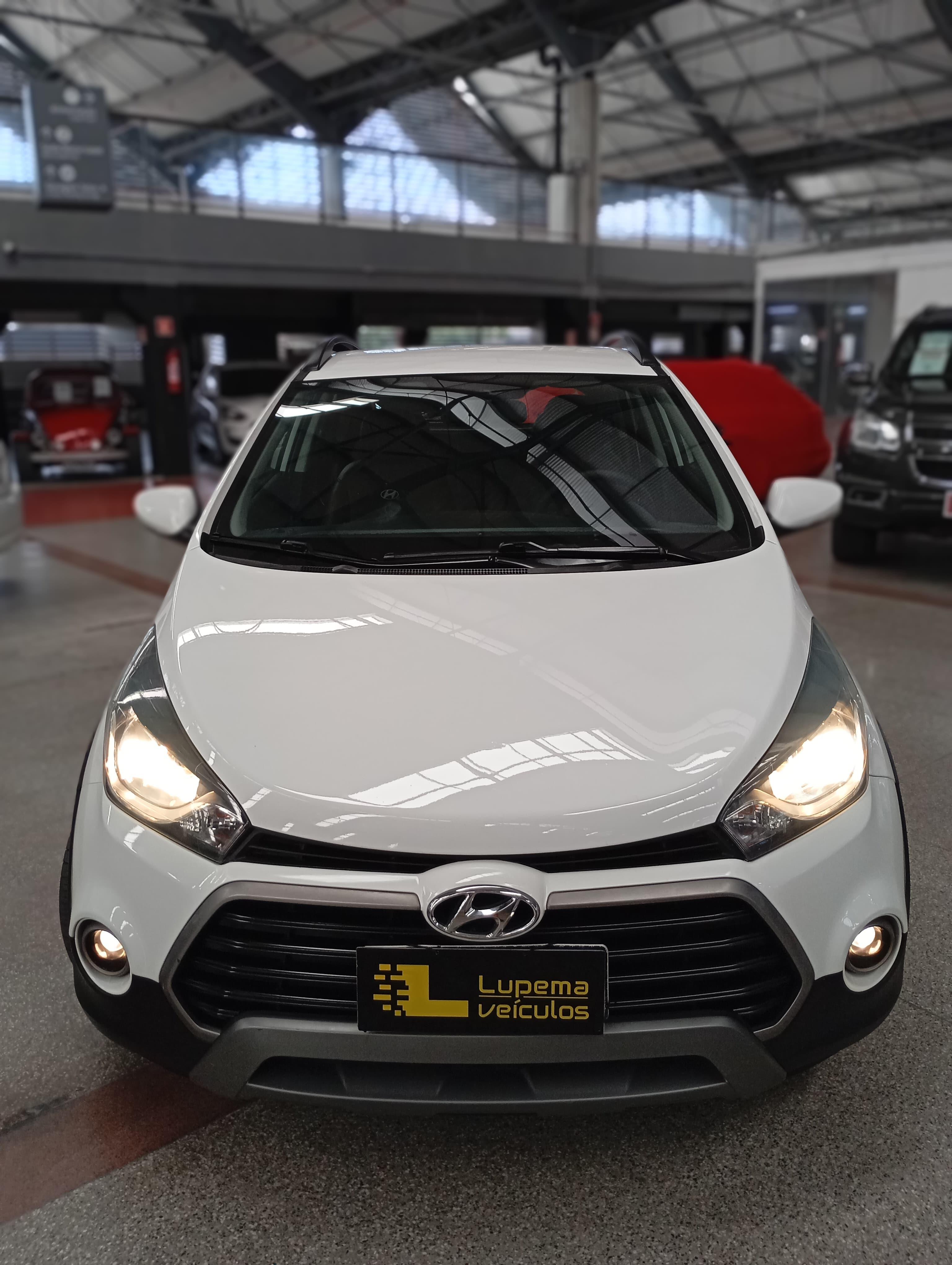 HYUNDAI HB20X
