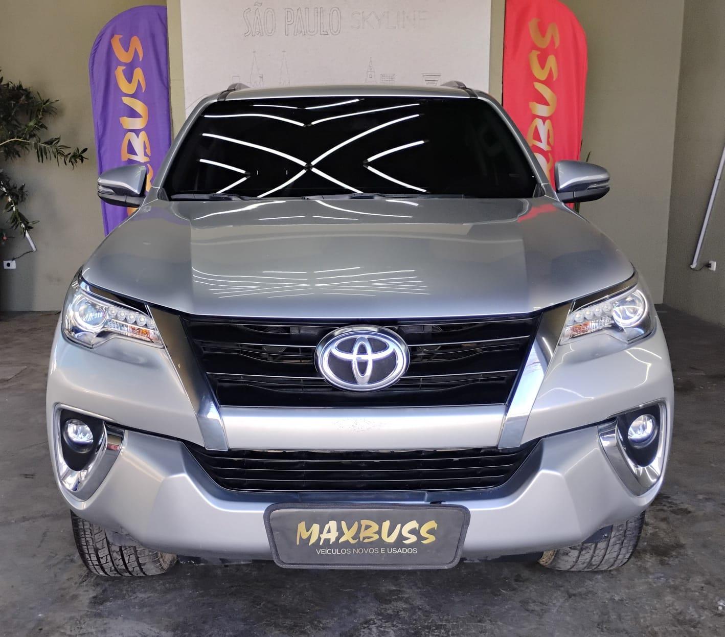 HILUX SW4