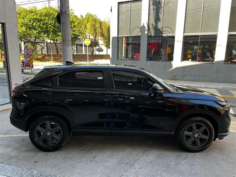 HR-V