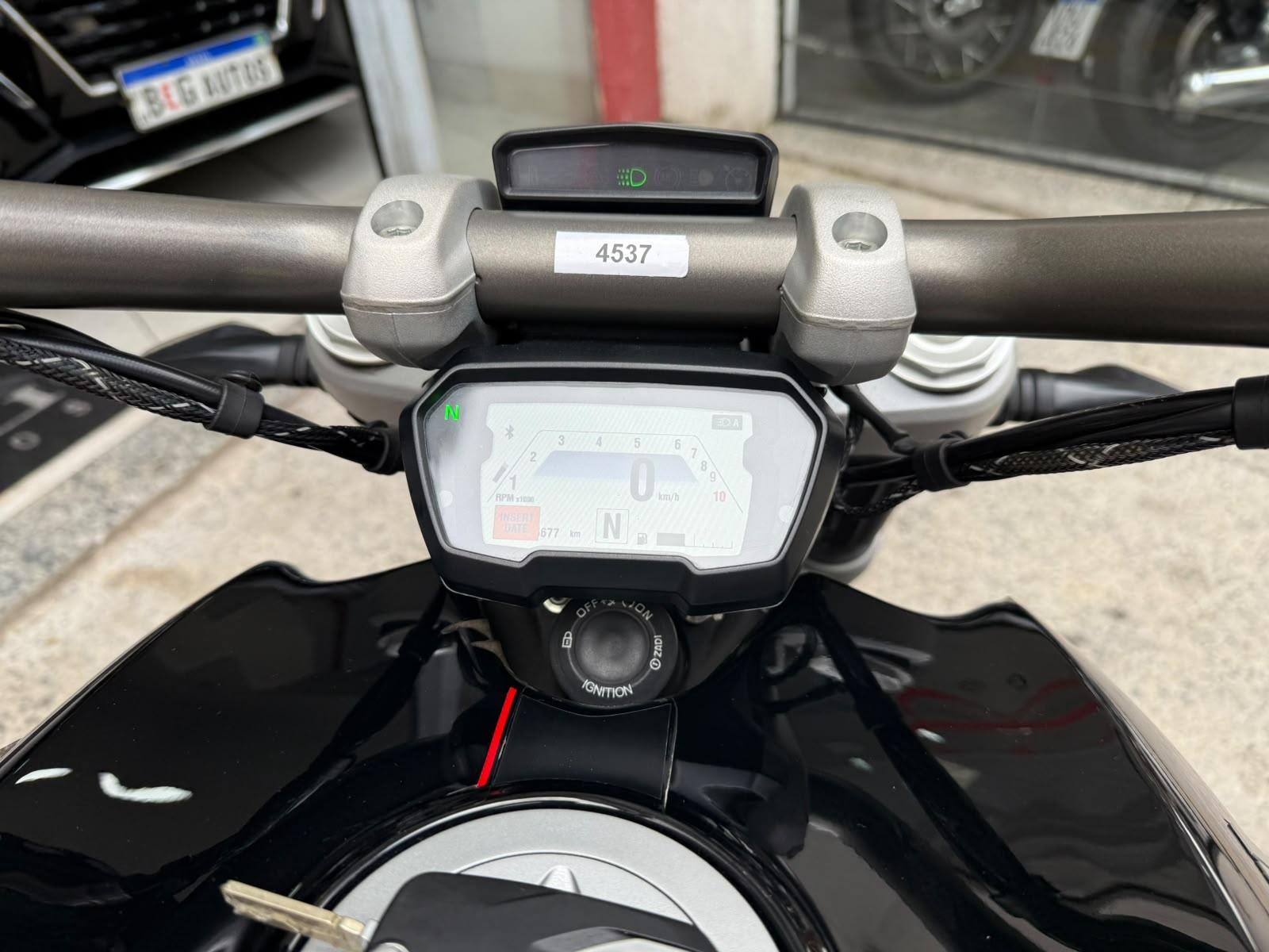 XDIAVEL S