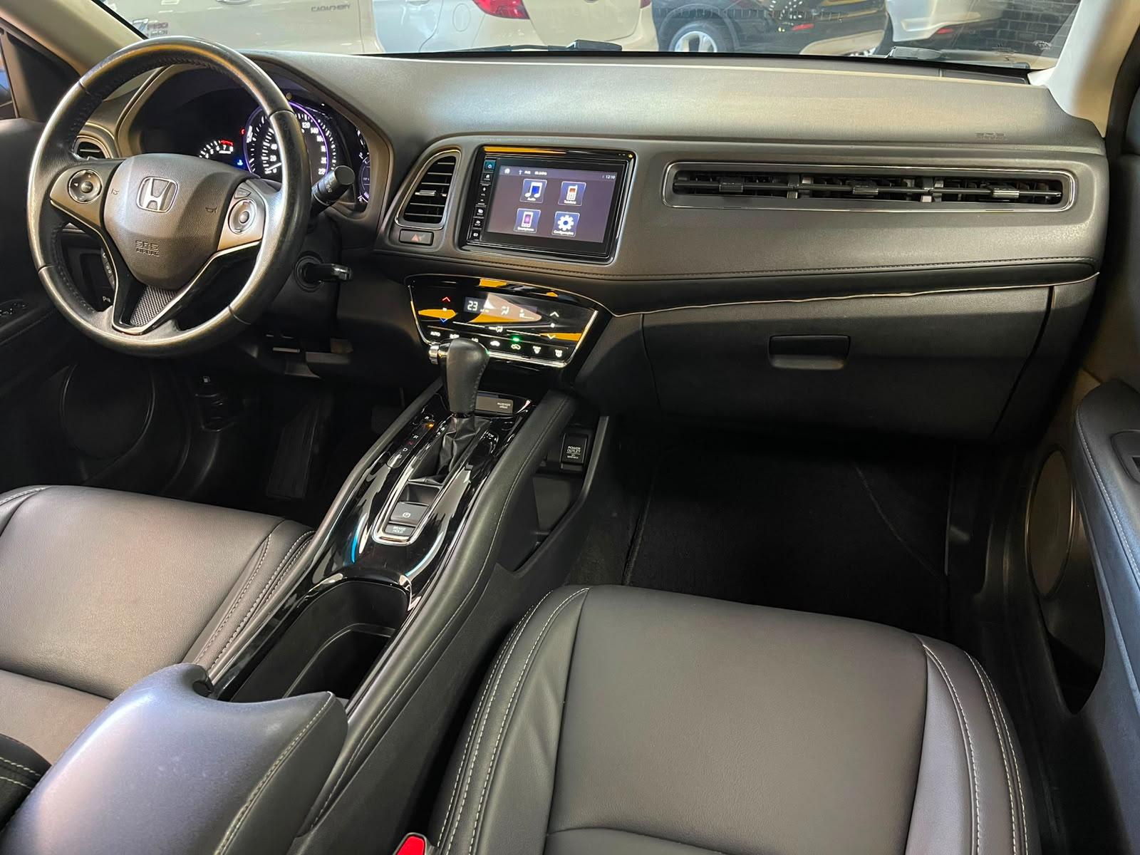 HR-V