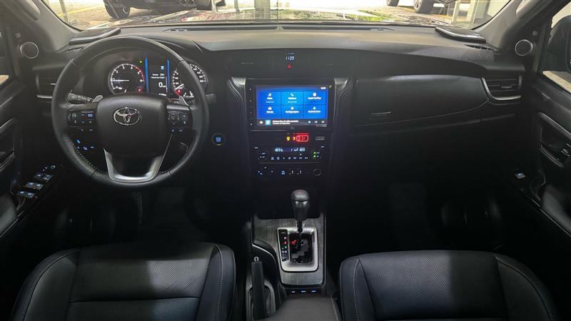HILUX SW4