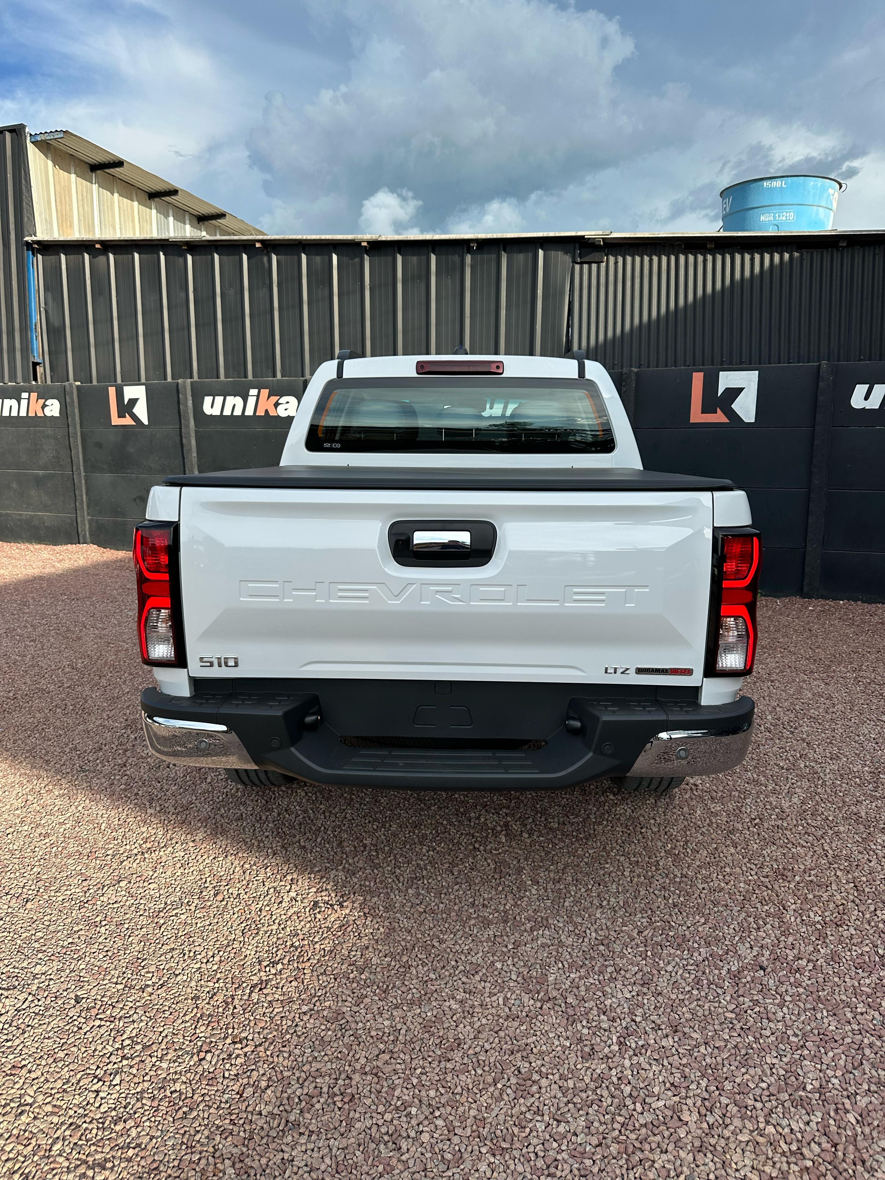 S10