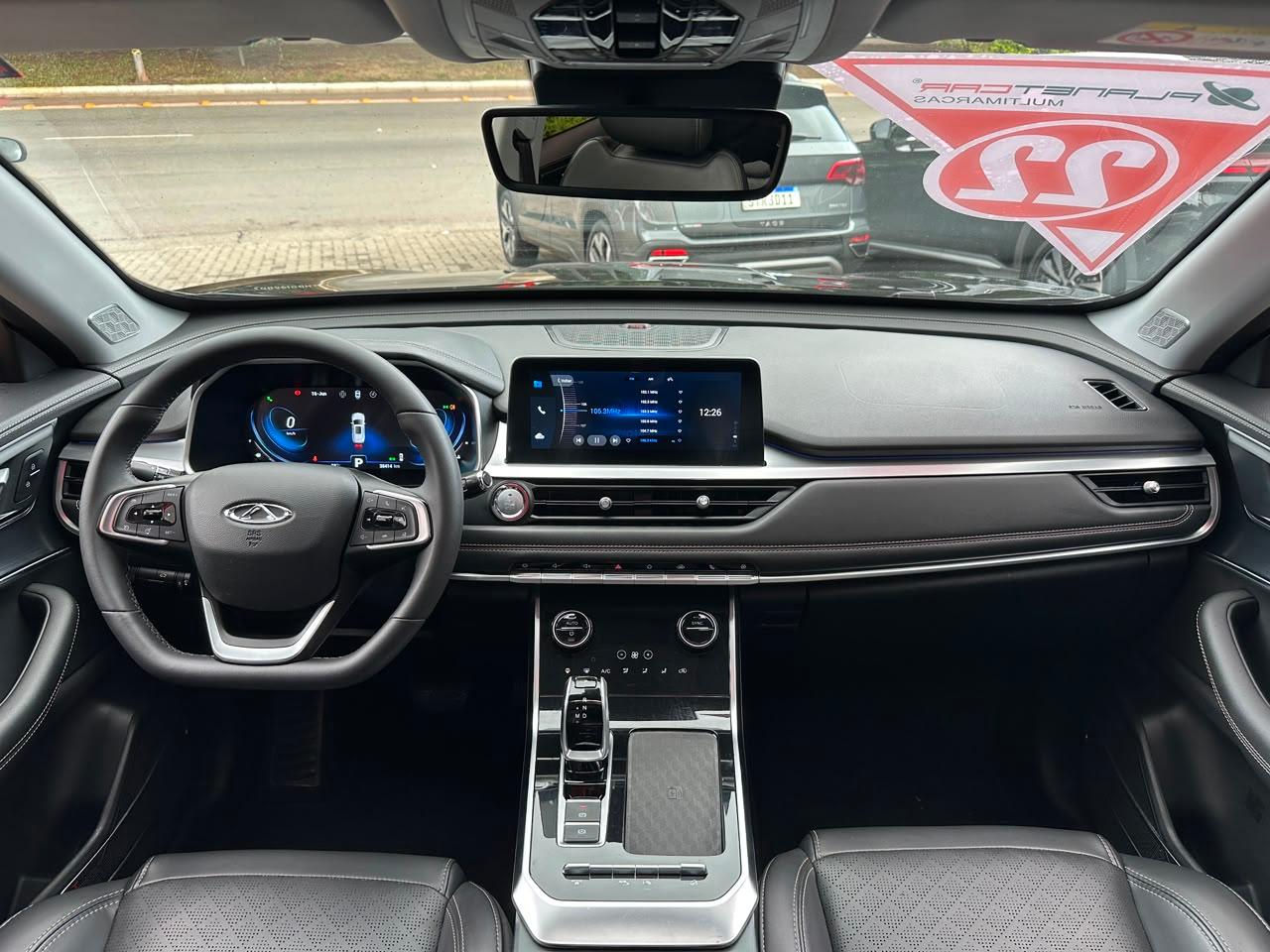 TIGGO 8