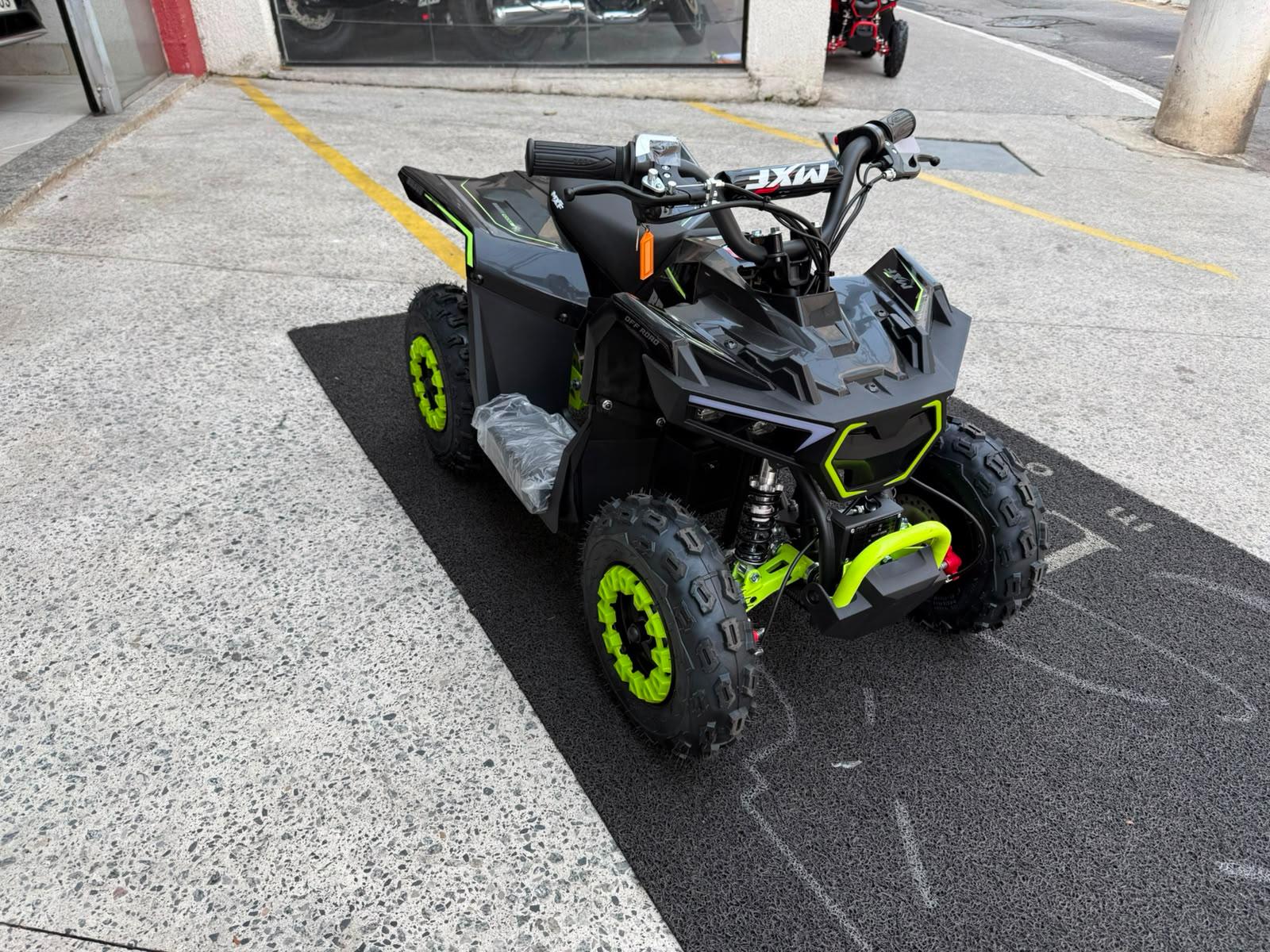 BRAVE 1000W