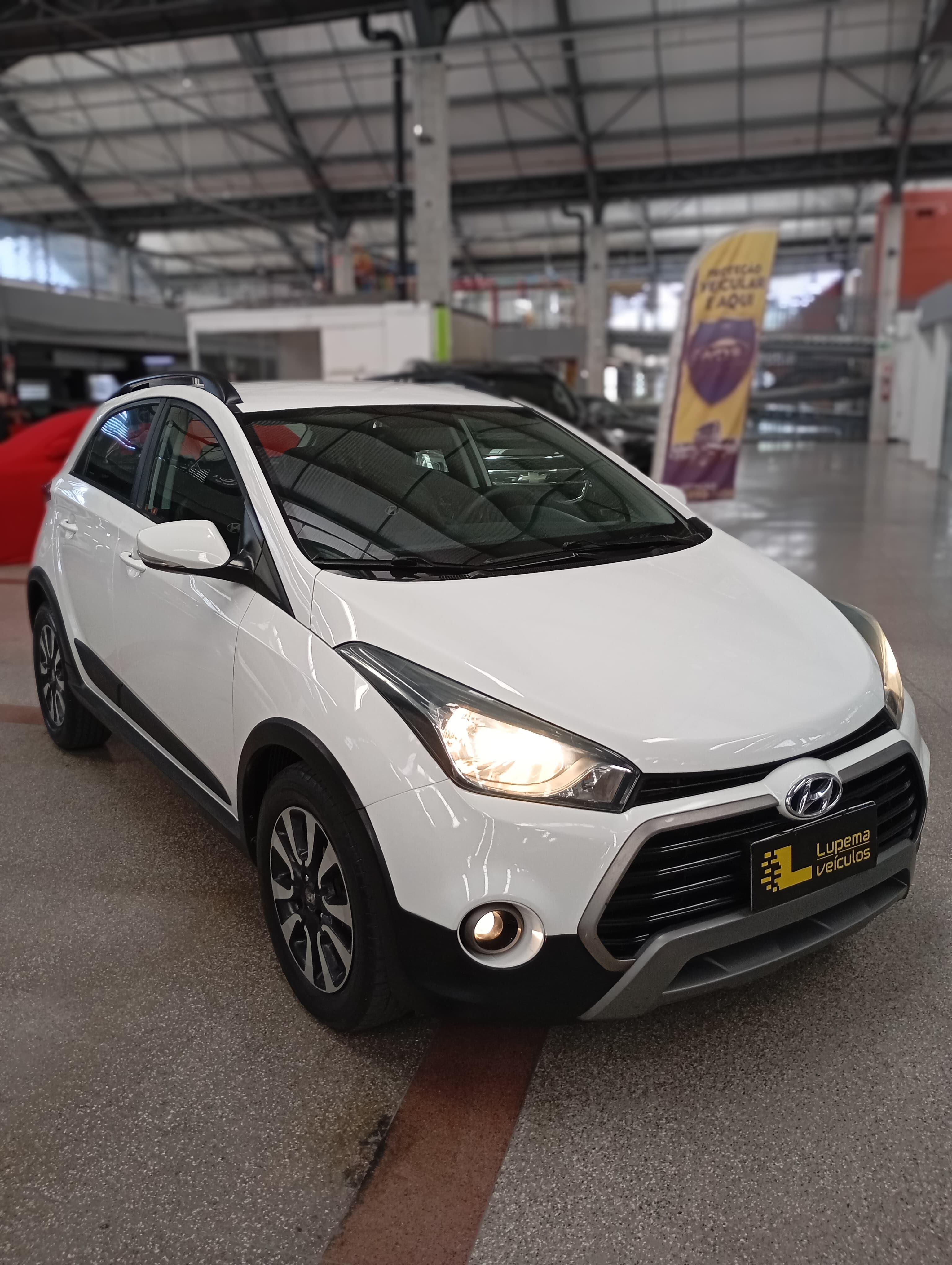HYUNDAI HB20X
