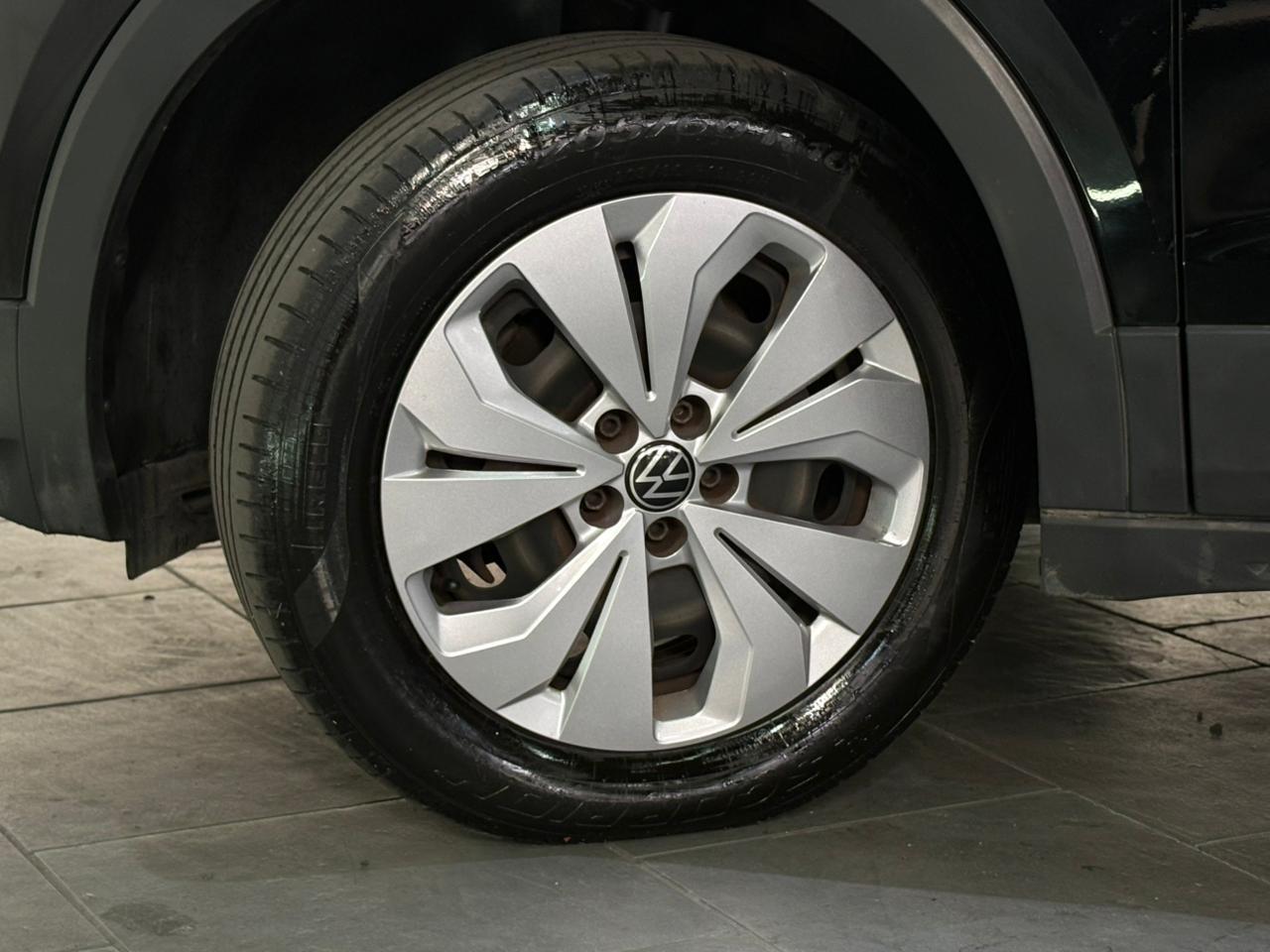 T-CROSS