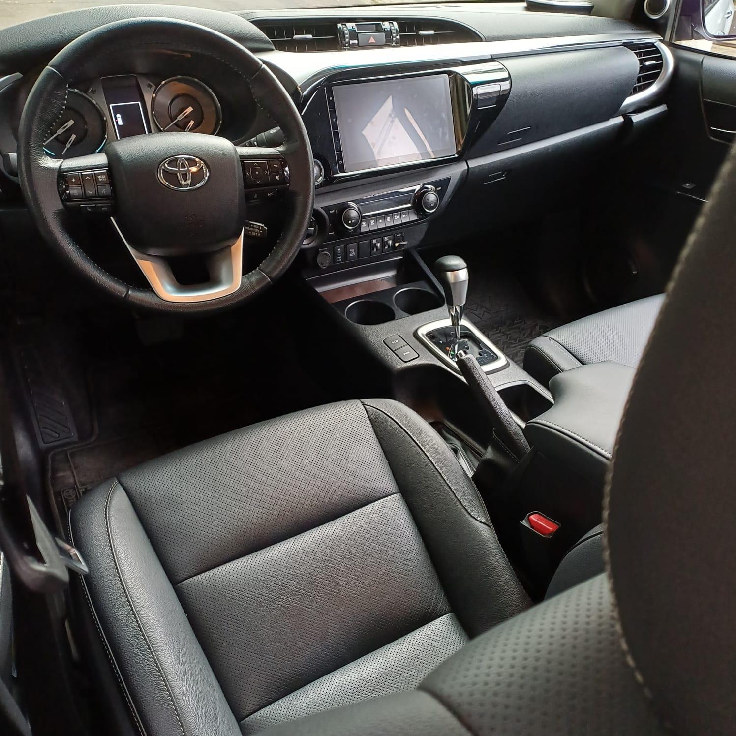 HILUX