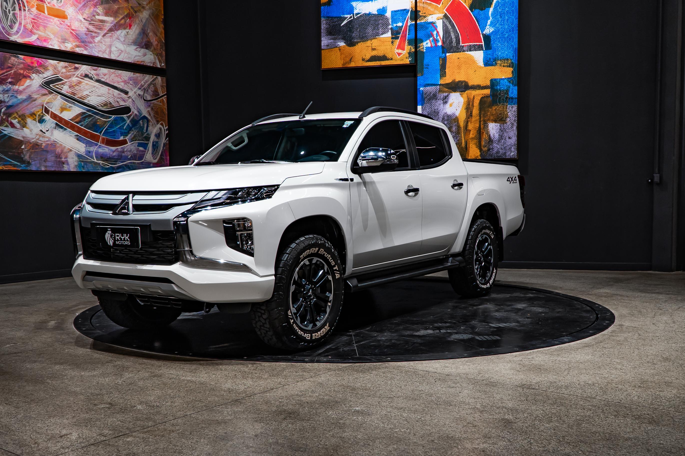 MITSUBISHI L200 TRITON