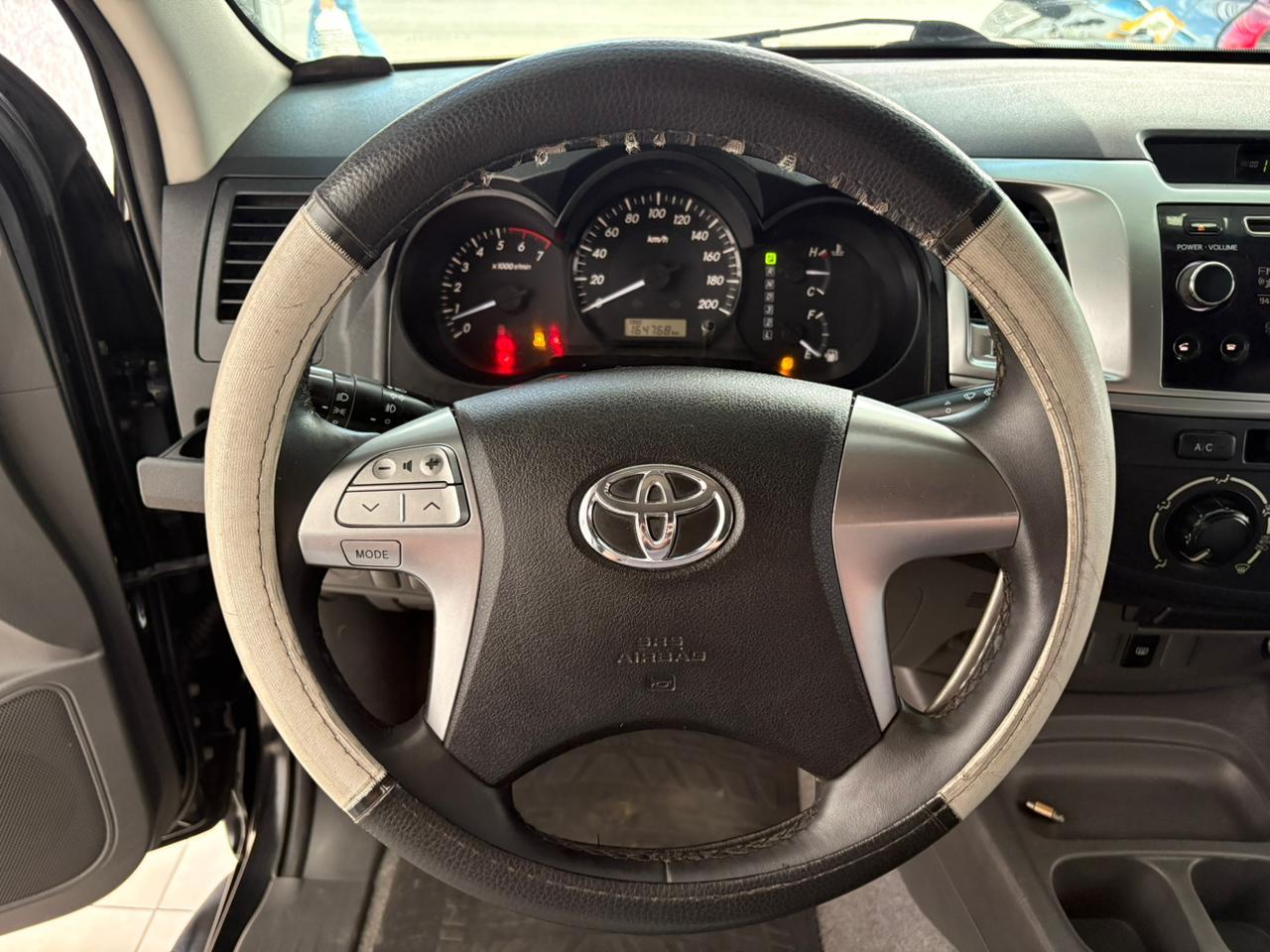 HILUX