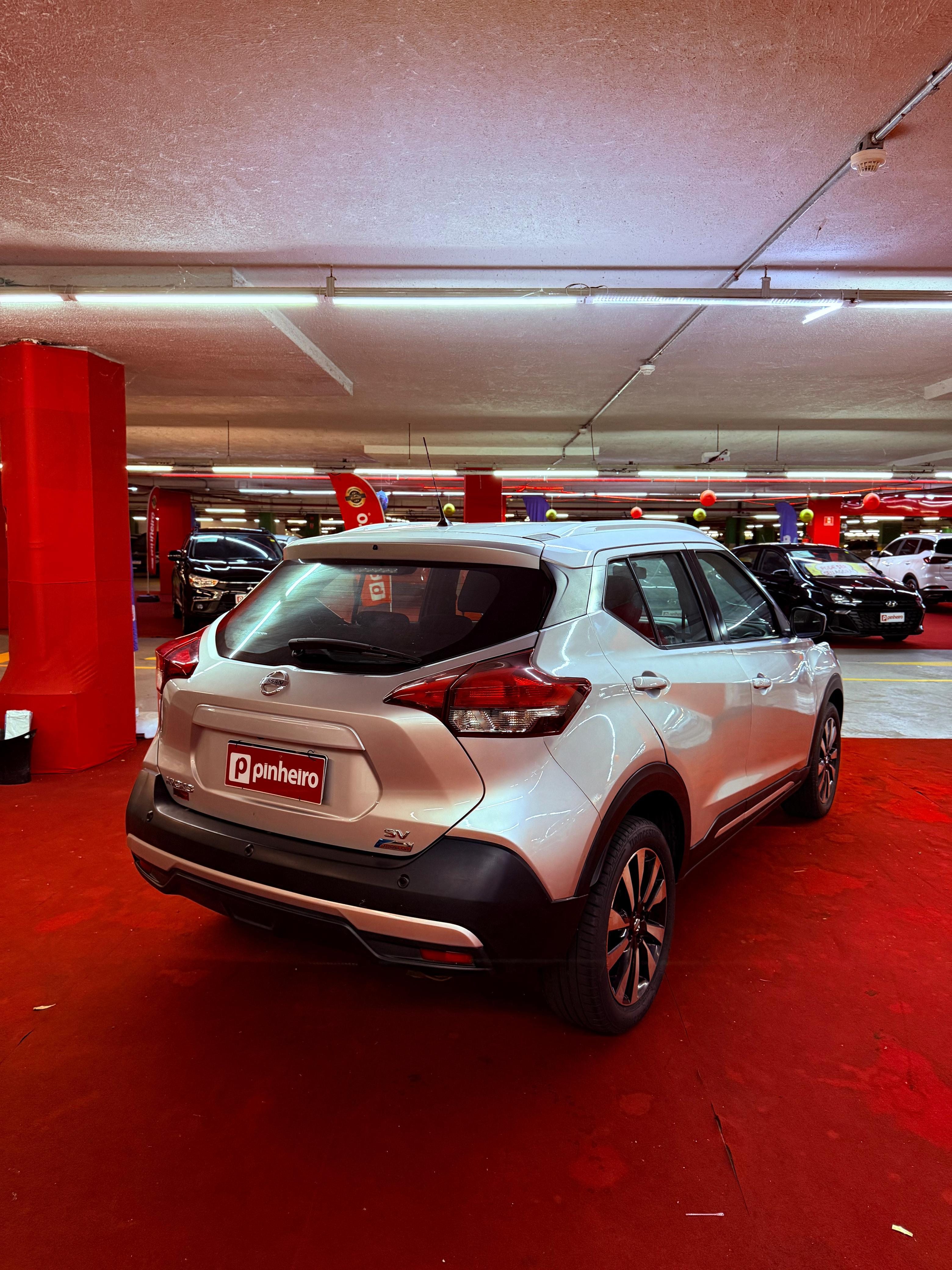 NISSAN KICKS